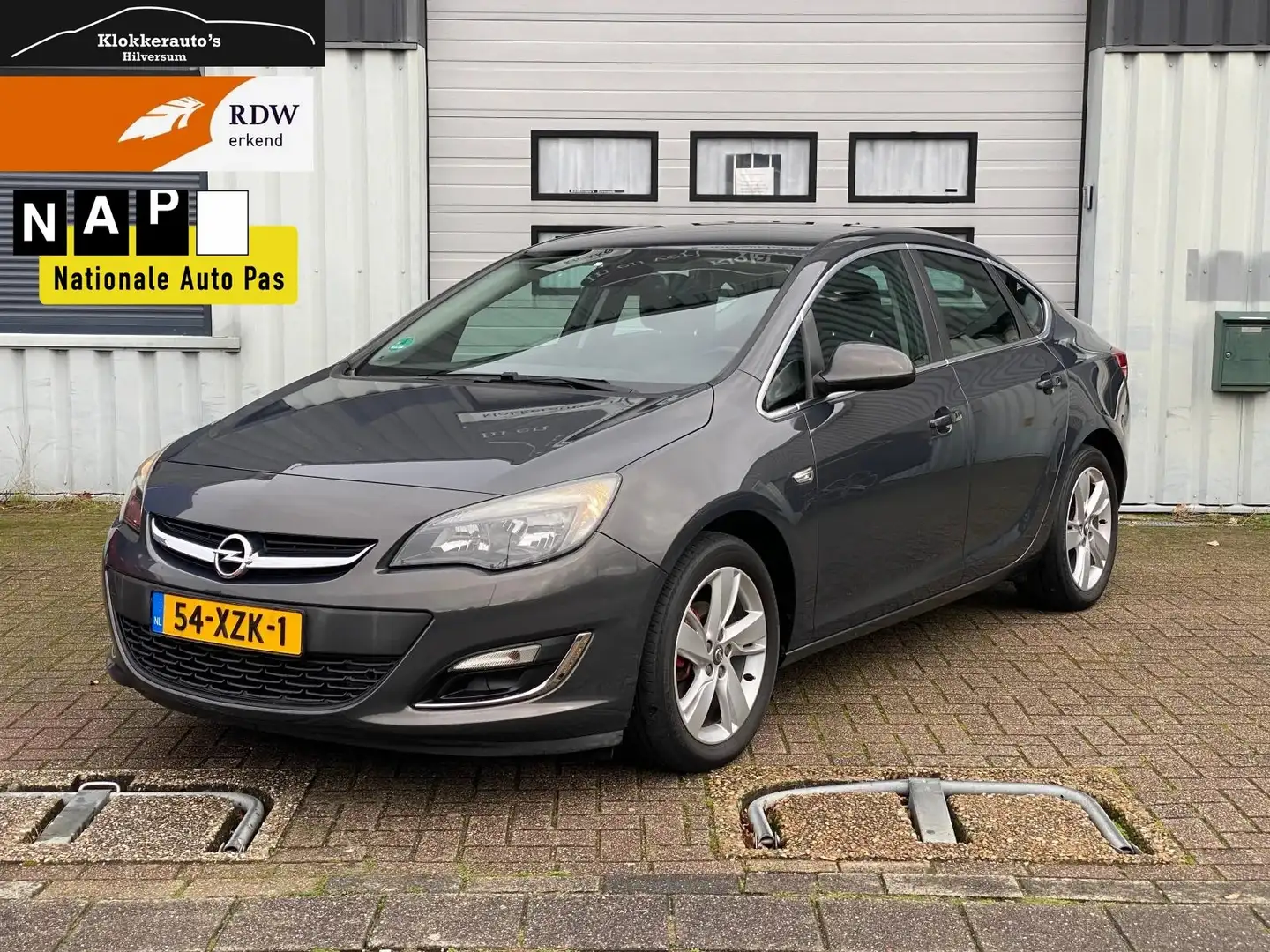Opel Astra 1.4 Turbo Cosmo Berlin Airco | Navi | Cruise | NWE Grijs - 1