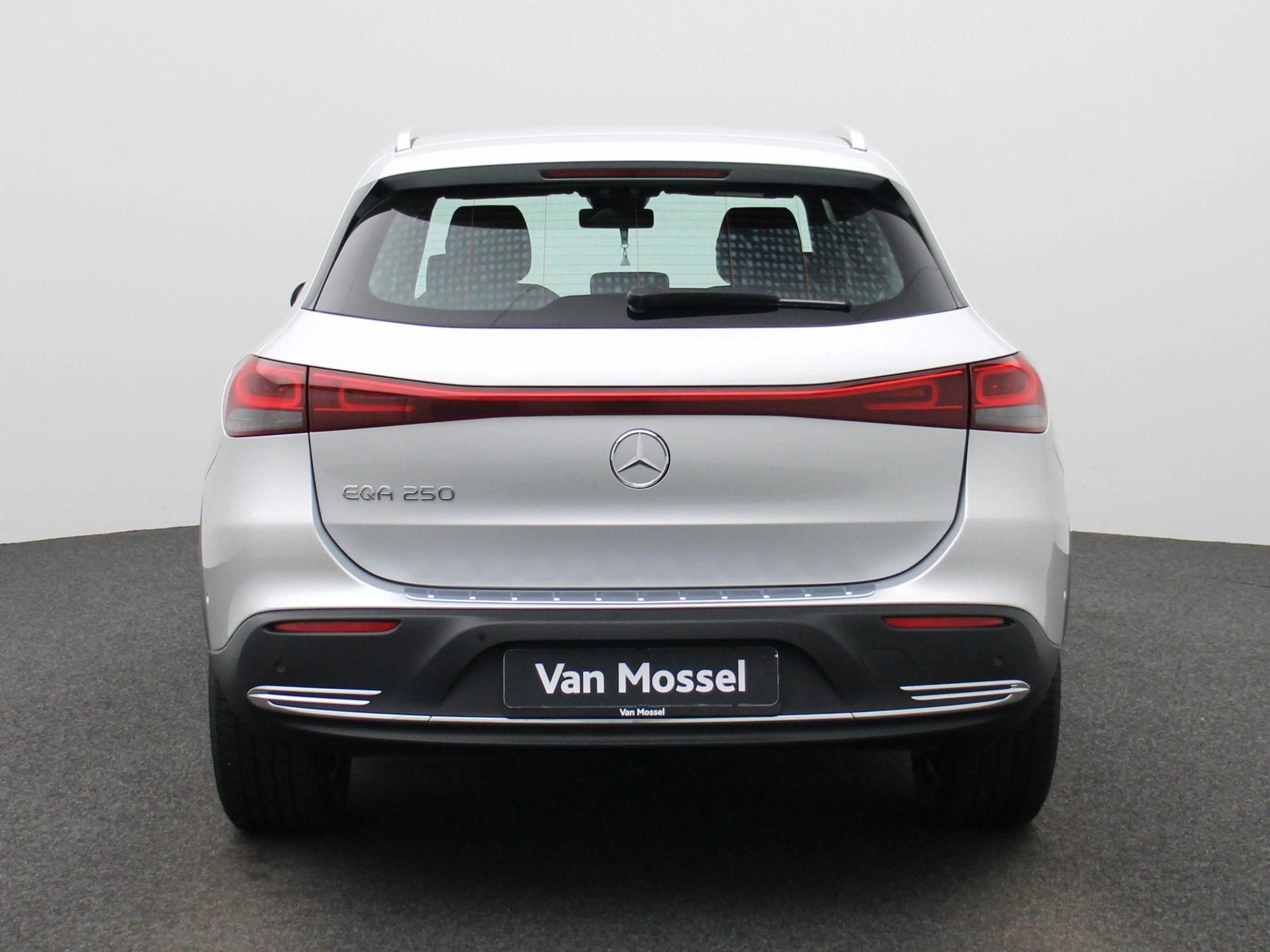 Mercedes-Benz EQA 250 EQA Business Solution — photo 5