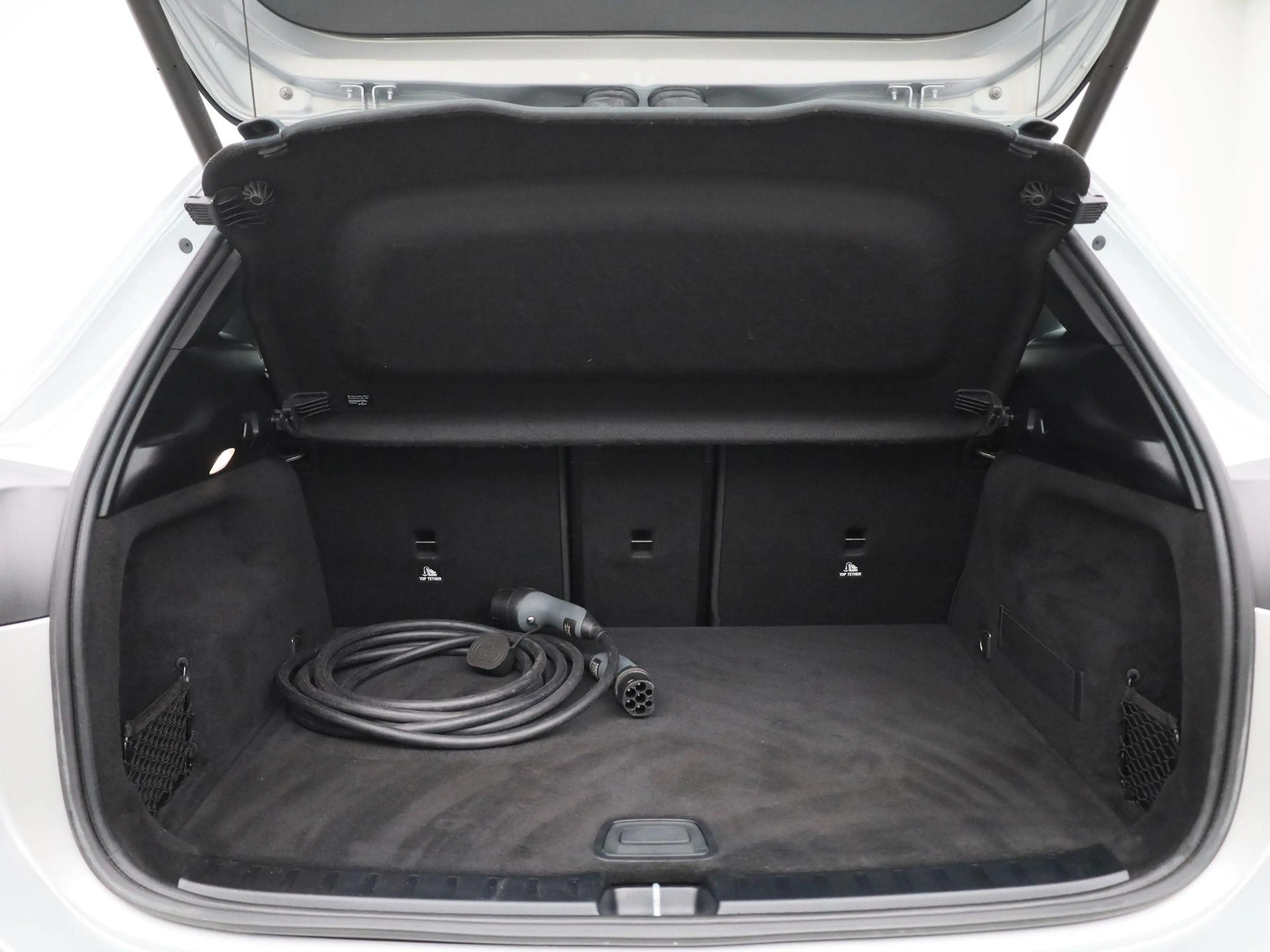 Mercedes-Benz EQA 250 EQA Business Solution — photo 14