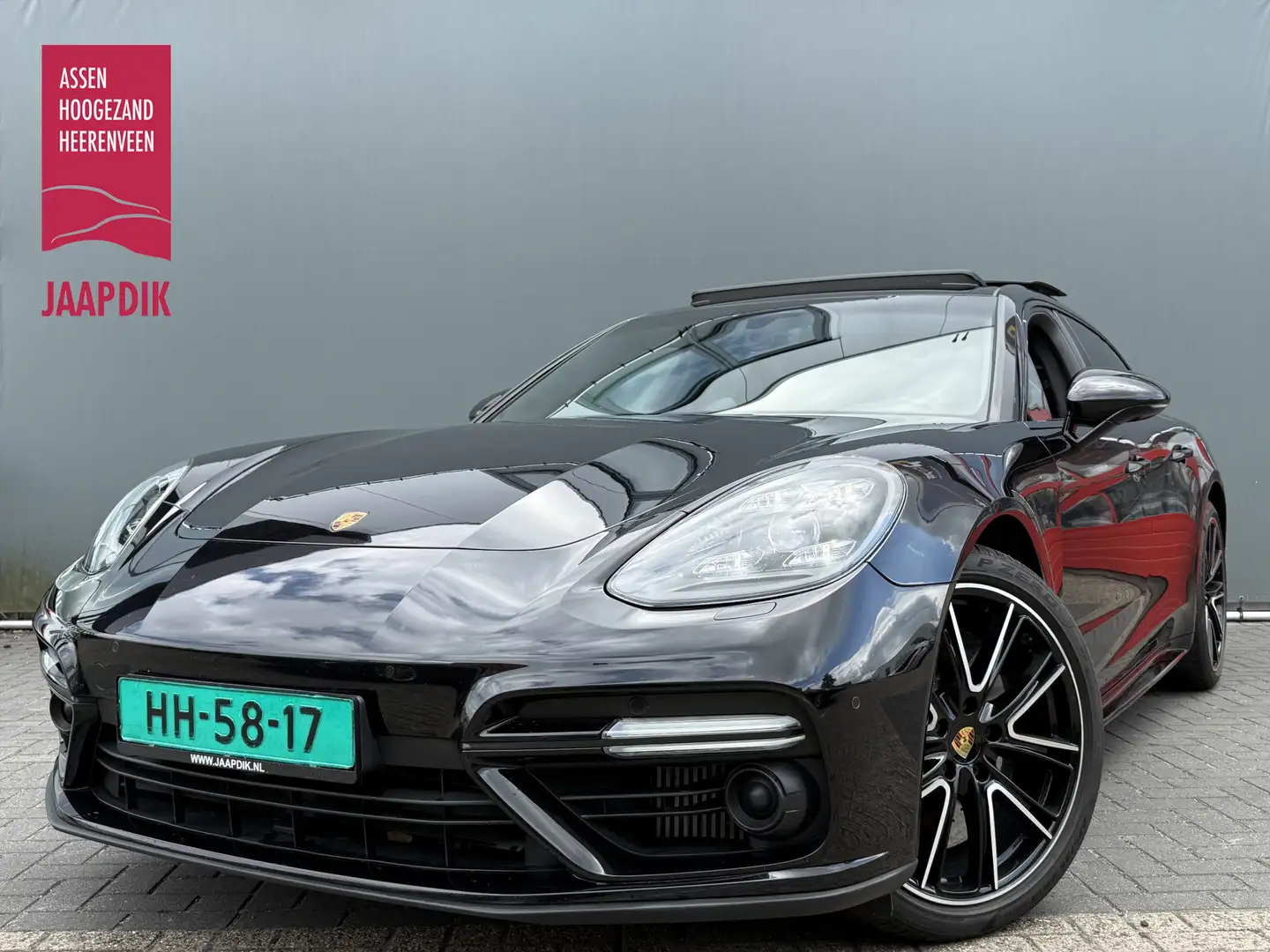 Porsche Panamera Sport Turismo BWJ 2018 4.0 Turbo 550 PK S E-Hybrid Zwart - 1