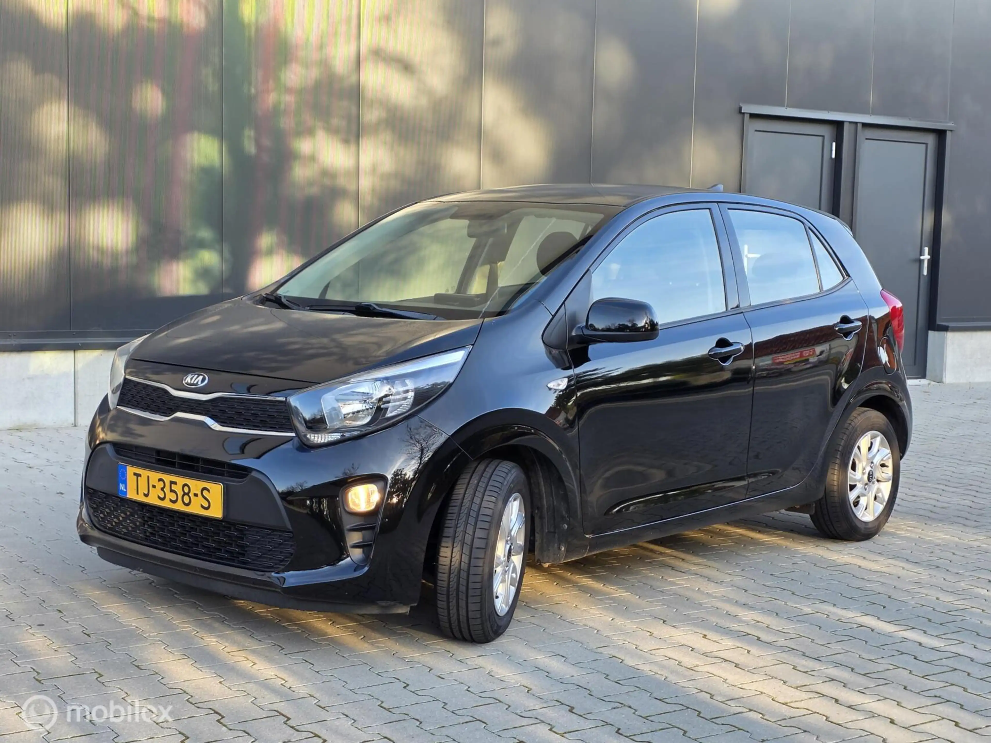 Kia Picanto 1.0 CVVT ComfortPlusLine Navigator 55.000 km! — photo 2