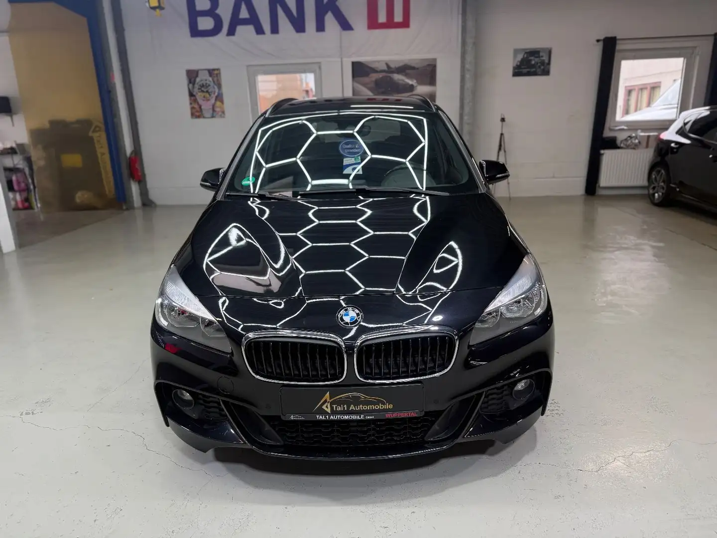 BMW 218 i 2 Gran Tourer M Sport 7 Sitzer Schwarz - 2