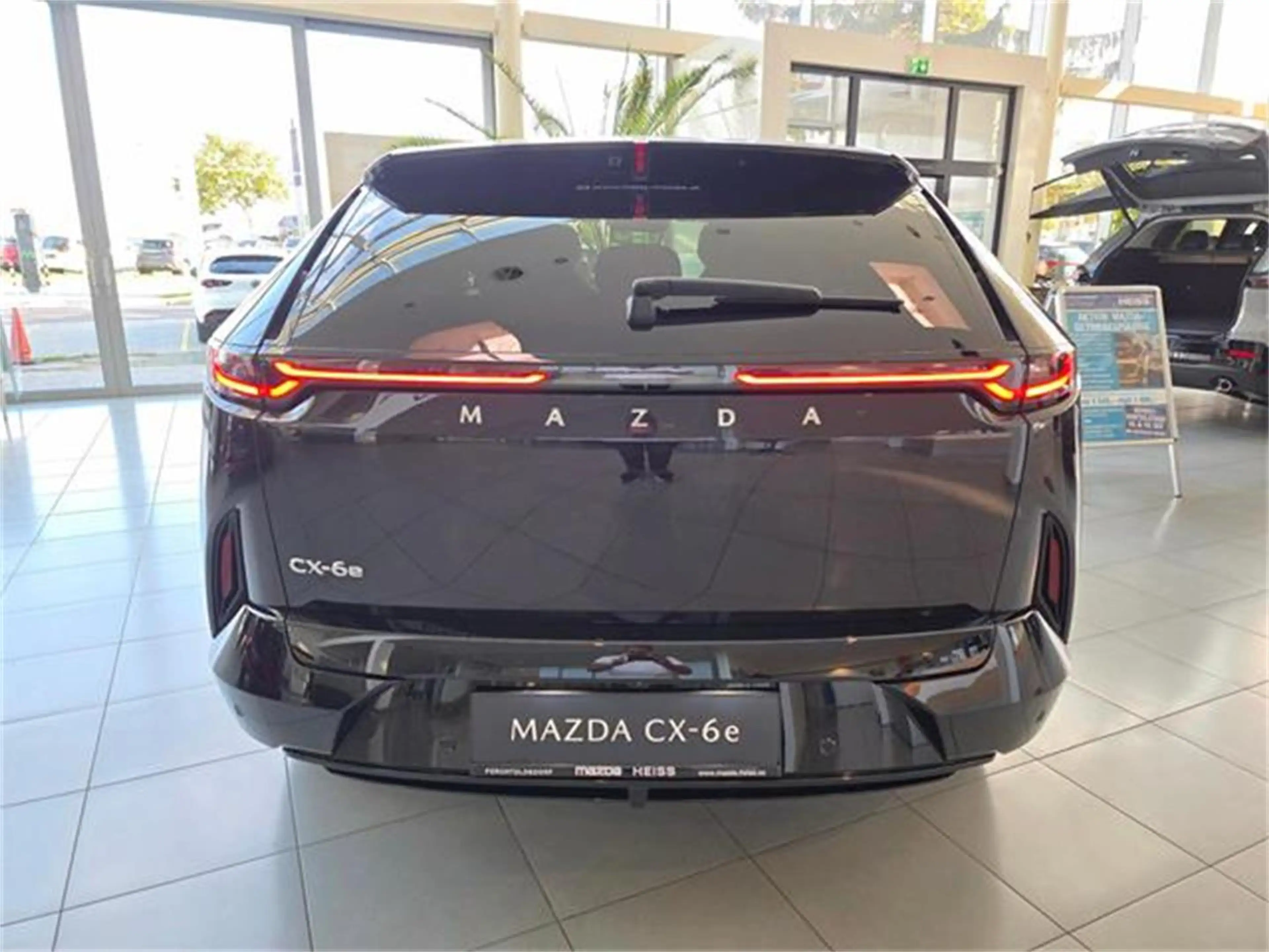 Mazda CX-6e 78kWh Takumi Plus — photo 5