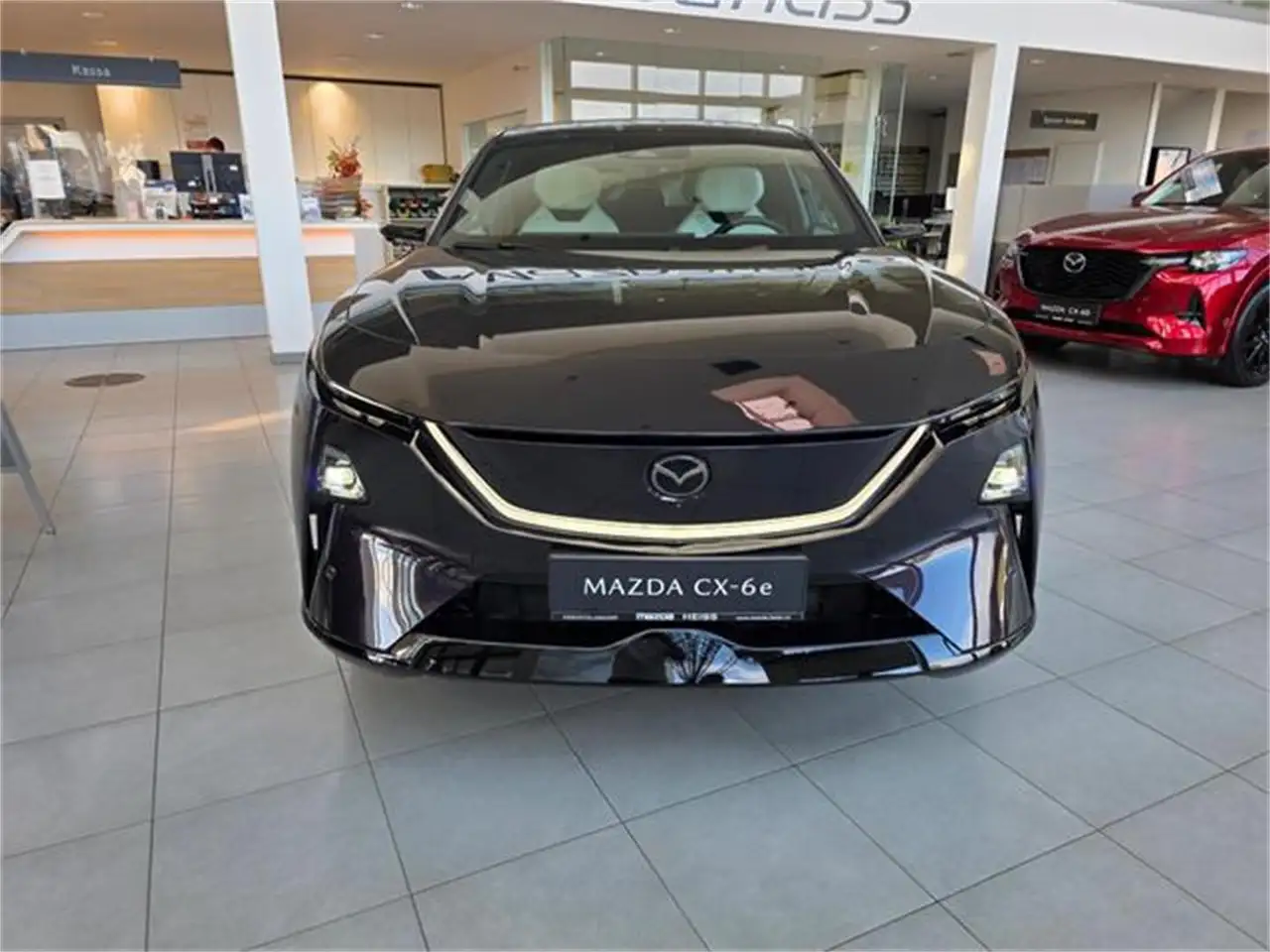 Mazda CX-6e