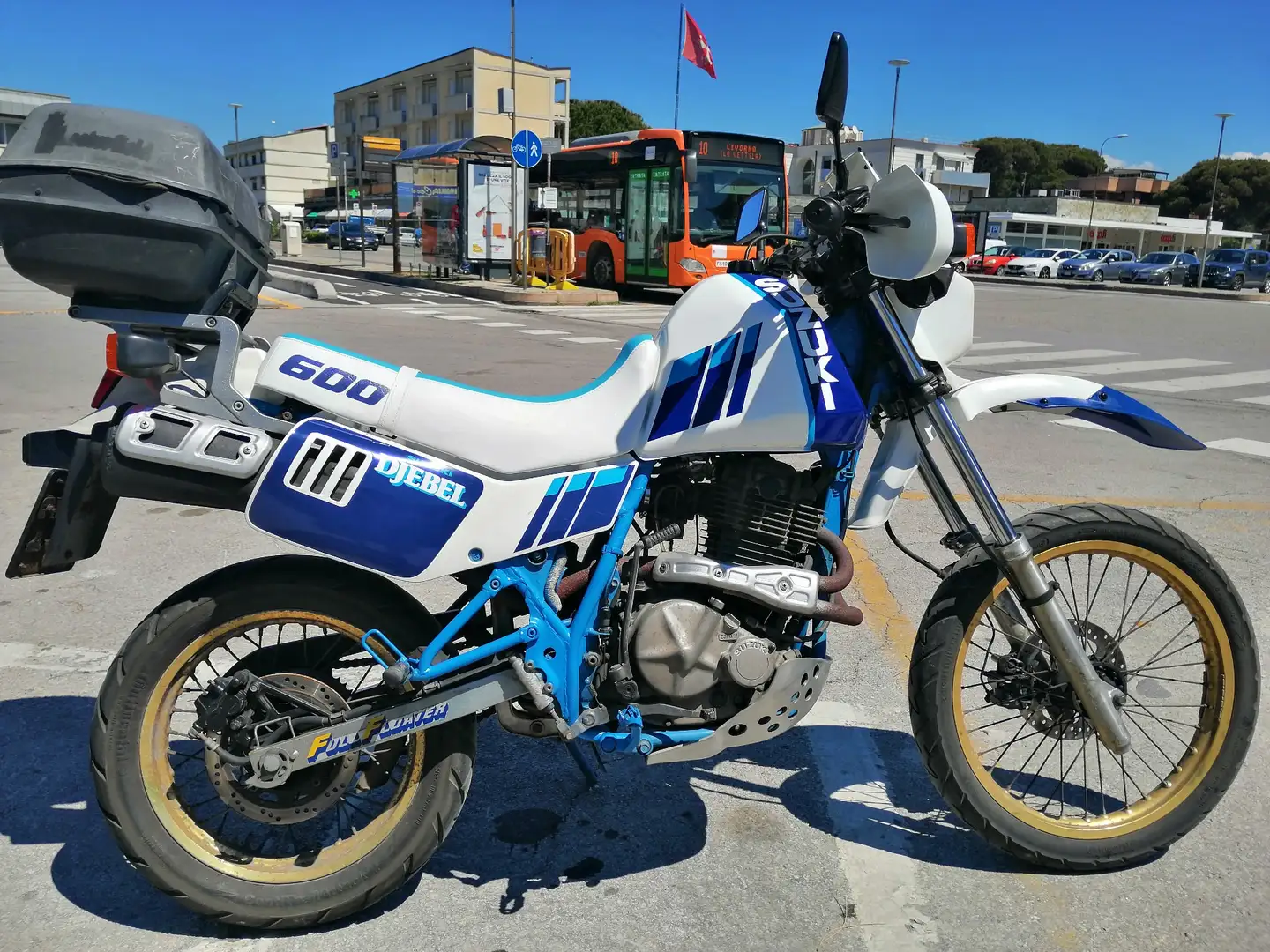 Suzuki DR 600 Djebel Albastru - 1