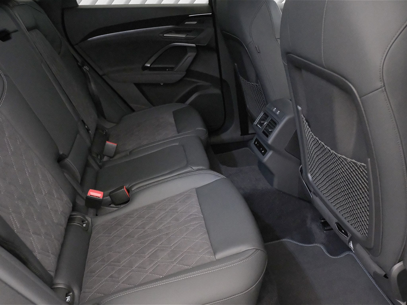 Audi Q5 2.0 e-hybrid quattro 220 kW edition one mythosschw — photo 11