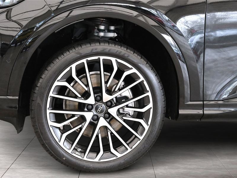 Audi Q5 2.0 e-hybrid quattro 220 kW edition one mythosschw — photo 7