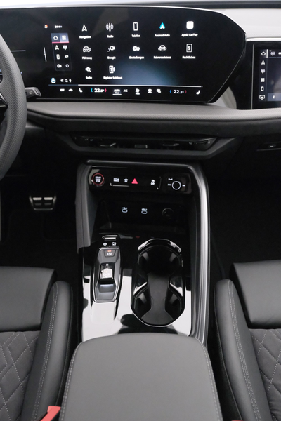 Audi Q5 2.0 e-hybrid quattro 220 kW edition one mythosschw — photo 13