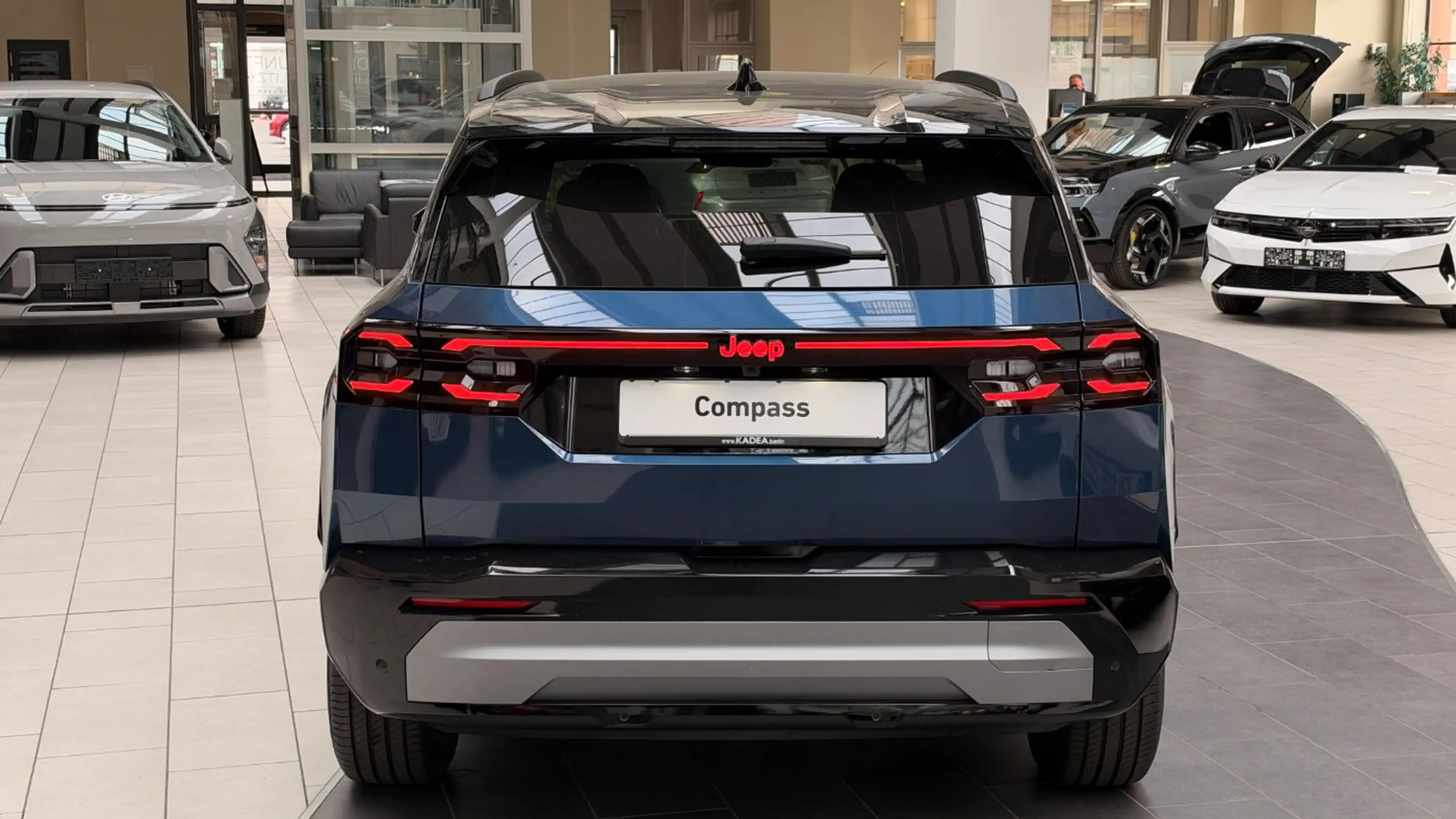Jeep Compass eDCT 1.2 First Edition Klima Navi Kamera — photo 6
