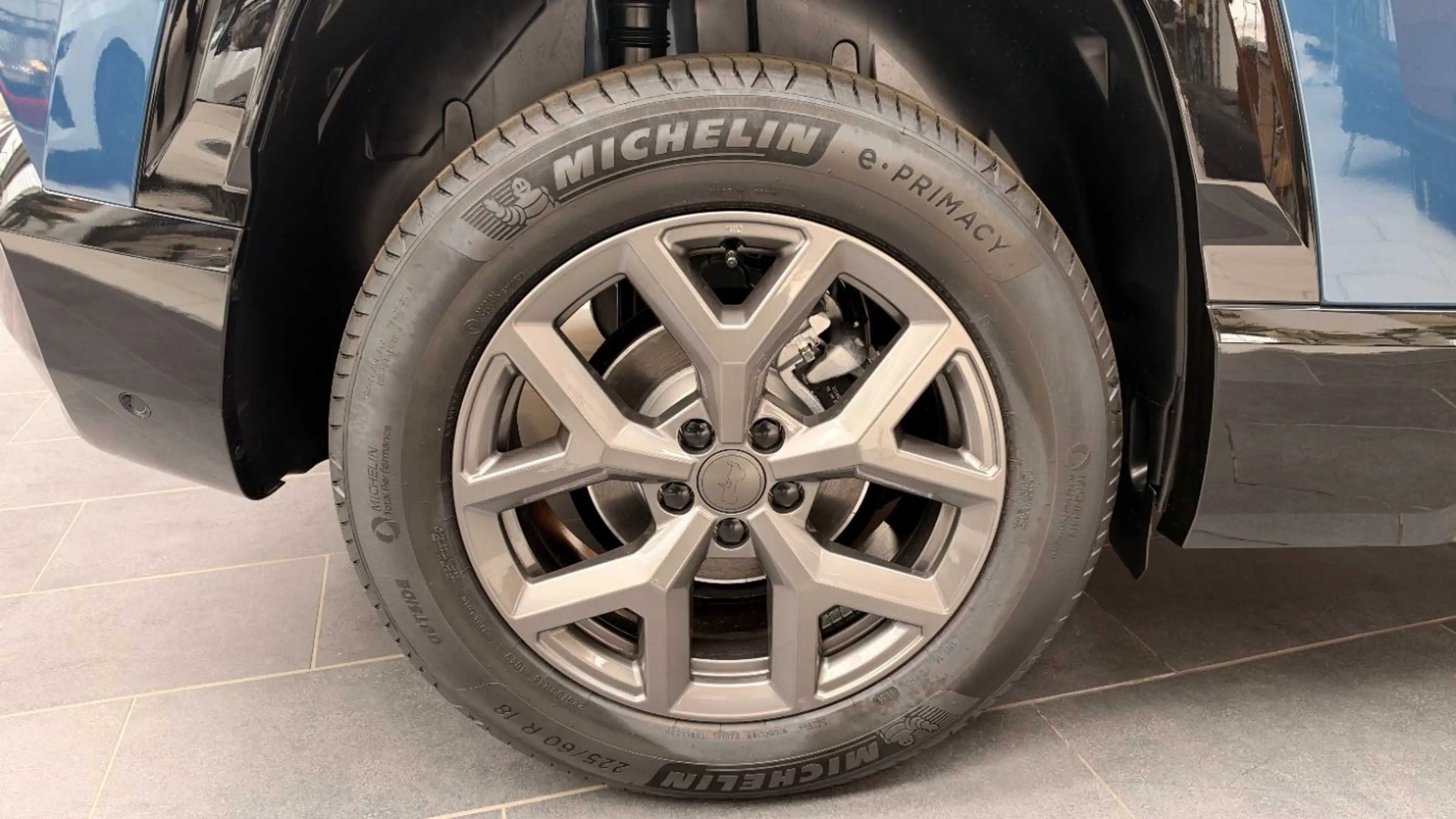 Jeep Compass eDCT 1.2 First Edition Klima Navi Kamera — photo 10