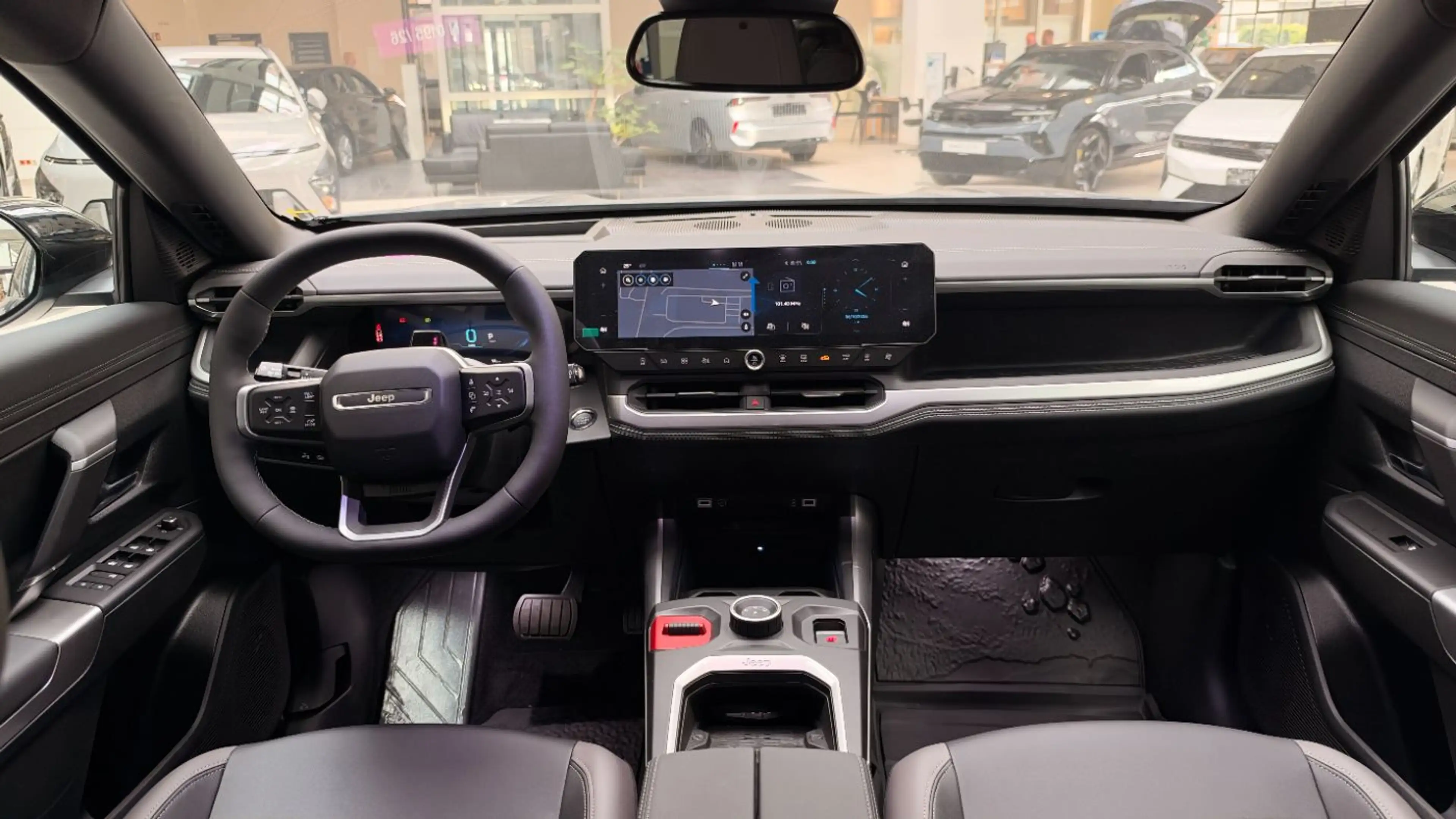 Jeep Compass eDCT 1.2 First Edition Klima Navi Kamera — photo 13