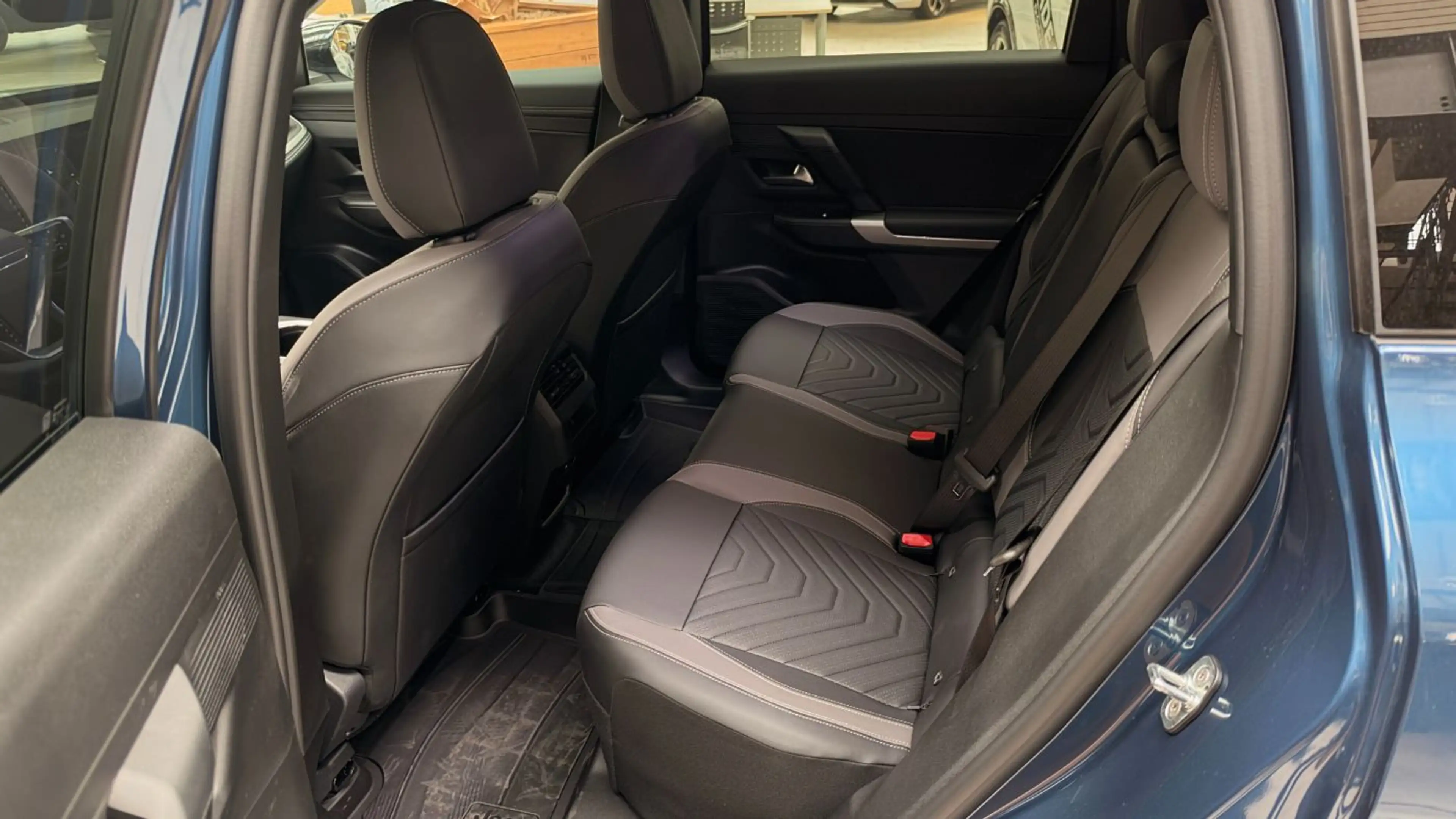 Jeep Compass eDCT 1.2 First Edition Klima Navi Kamera — photo 12