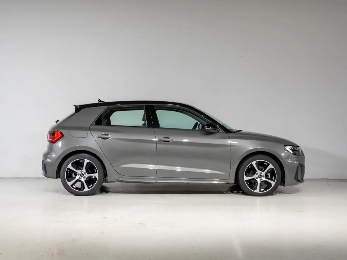 Audi A1 1.0 30 TFSI S TRONIC ADRENALIN SPORTBACK 5P Gris - 2