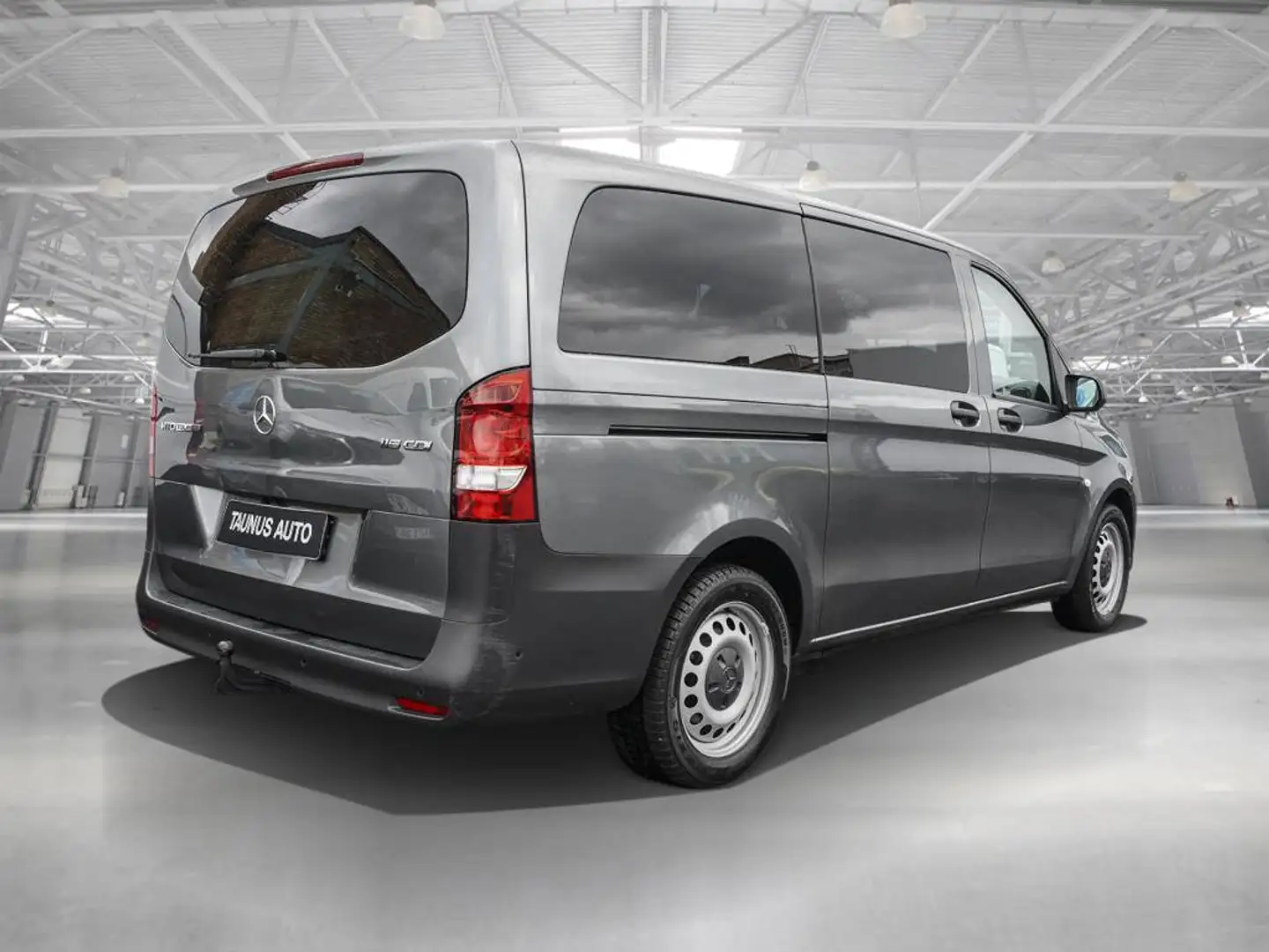 Mercedes-Benz Vito 116 CDI Tourer Navi Autom. Tempomat Klima Grau - 2