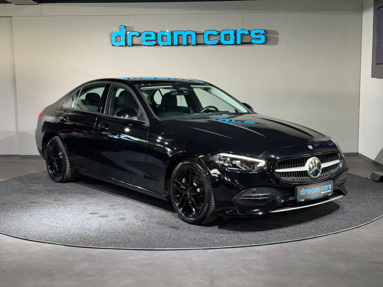 Mercedes-Benz C 220 d 4Matic / Kamera / Navi / LED / ASISTENTSYSTEME Bild 4