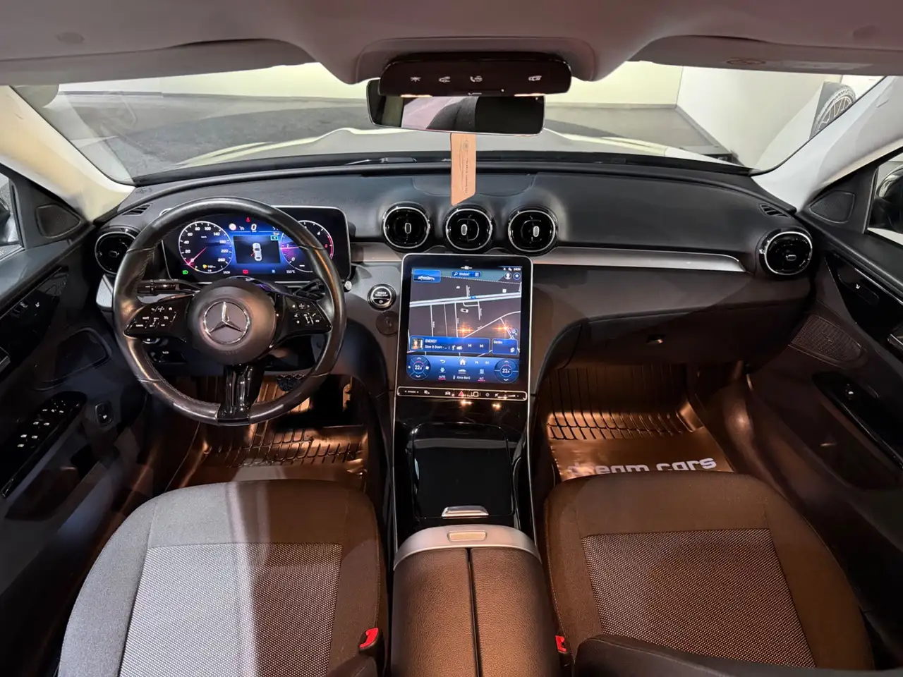 Mercedes-Benz C 220 d 4Matic / Kamera / Navi / LED / ASISTENTSYSTEME Bild 12