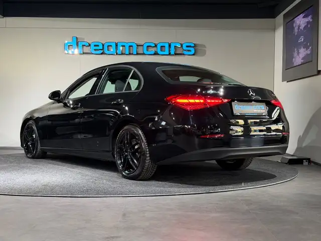 Mercedes-Benz C-Class view 3