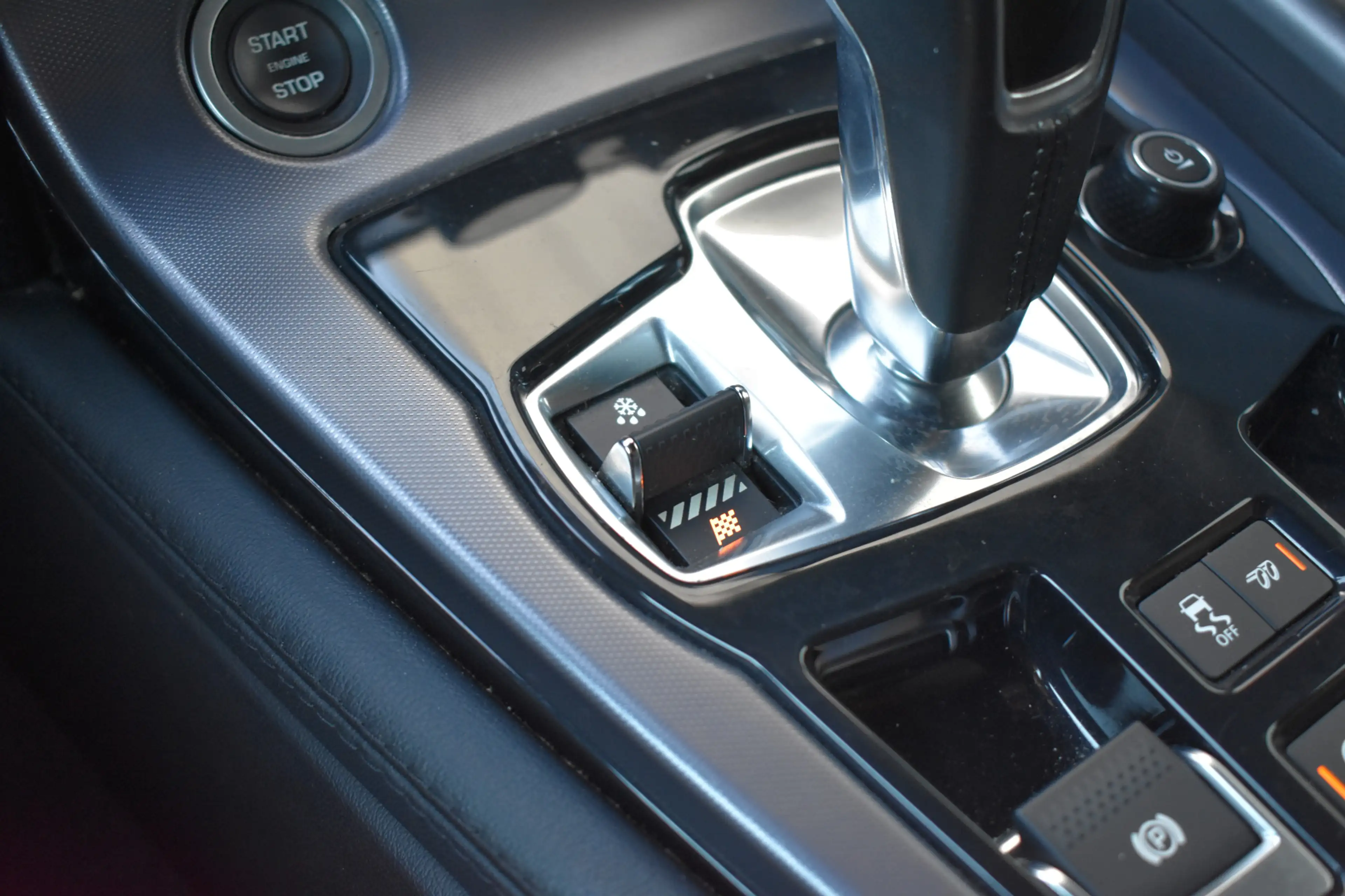Jaguar F-Type 2.0T R-Dynamic NL Auto | Dealer OH | LED | Leder/A — photo 24