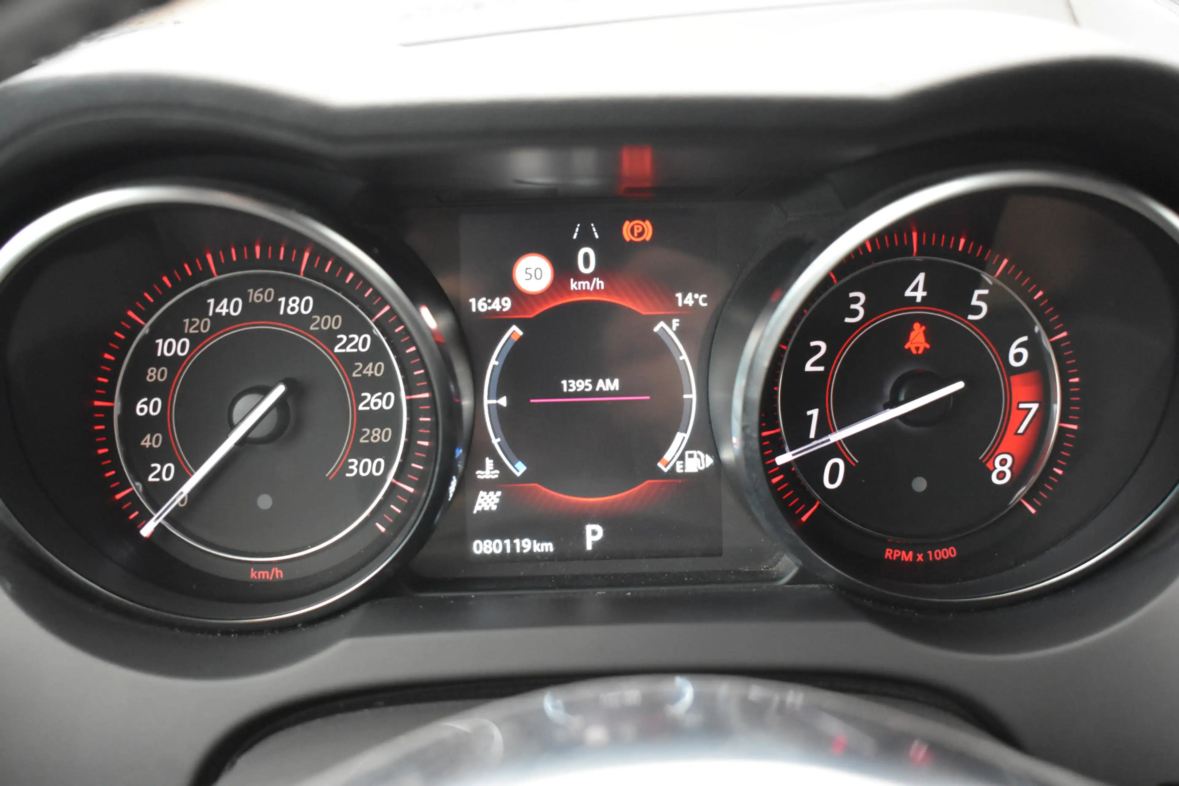 Jaguar F-Type 2.0T R-Dynamic NL Auto | Dealer OH | LED | Leder/A — photo 38