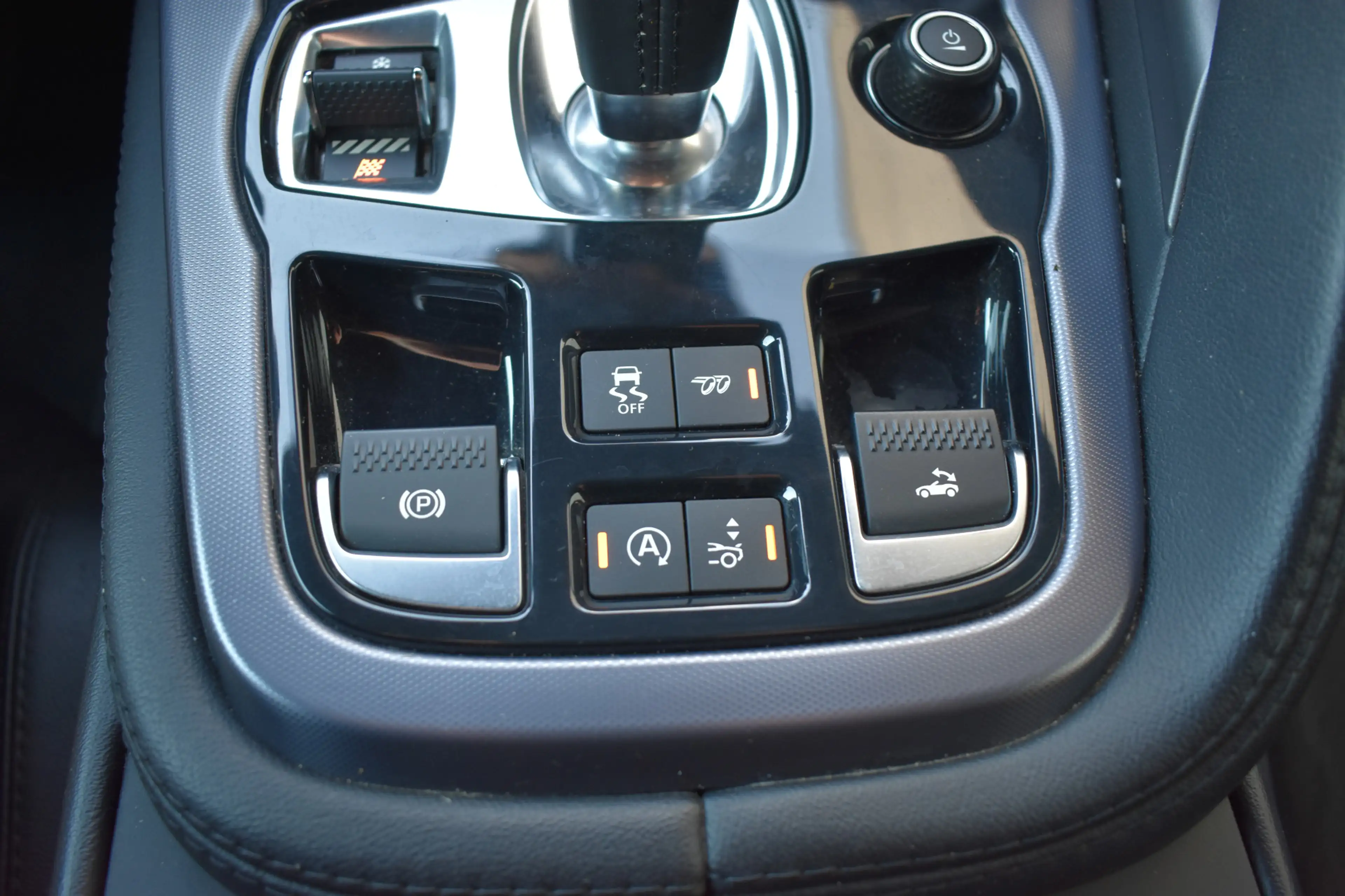 Jaguar F-Type 2.0T R-Dynamic NL Auto | Dealer OH | LED | Leder/A — photo 25