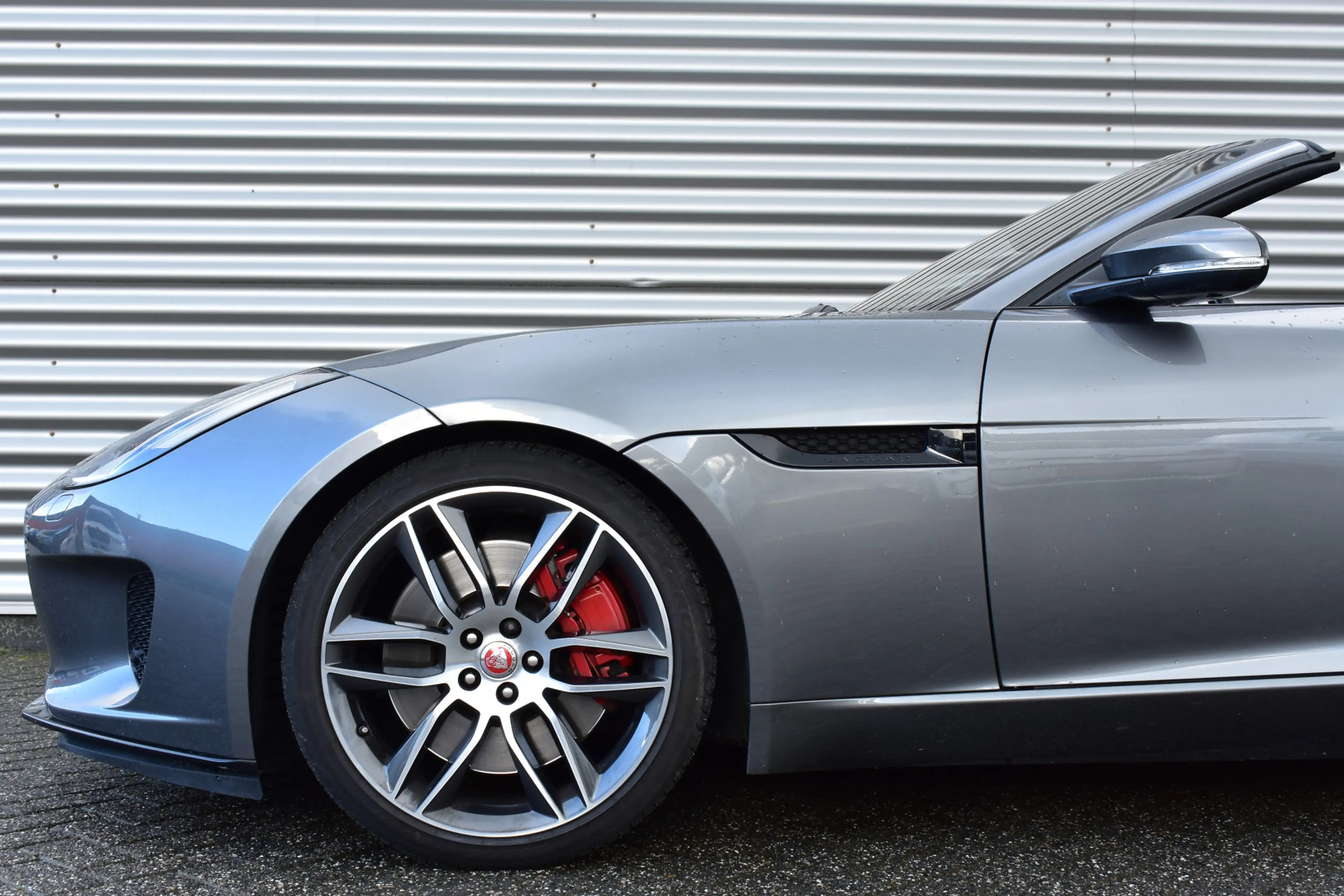 Jaguar F-Type 2.0T R-Dynamic NL Auto | Dealer OH | LED | Leder/A — photo 31