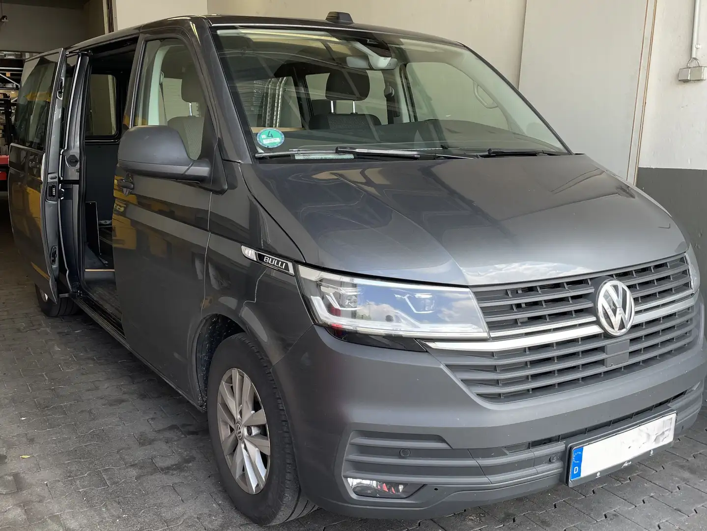 Volkswagen T6.1 Transporter Transporter T6 TDI BMT Lang Highline Grau - 1