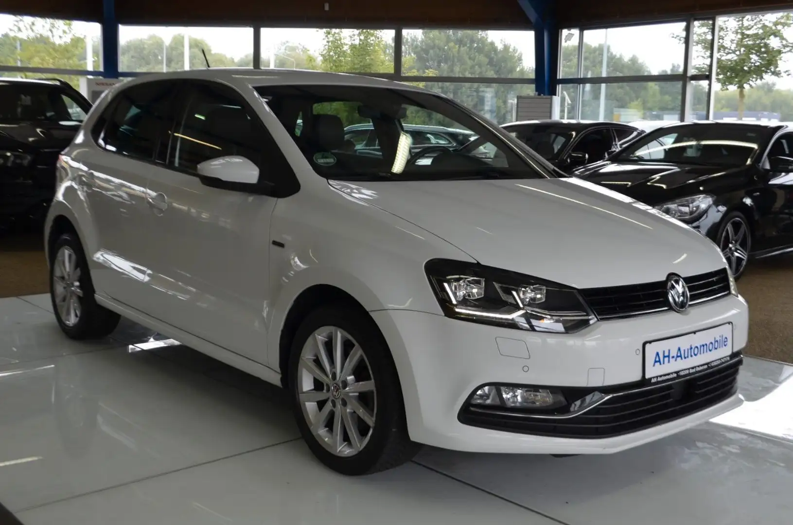 Volkswagen Polo V Original BMT AUTOMATIK / Bi-XENON / PDC Weiß - 2