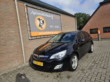 Opel Astra Sports Tourer 1.4 Cosmo (lees tekst)