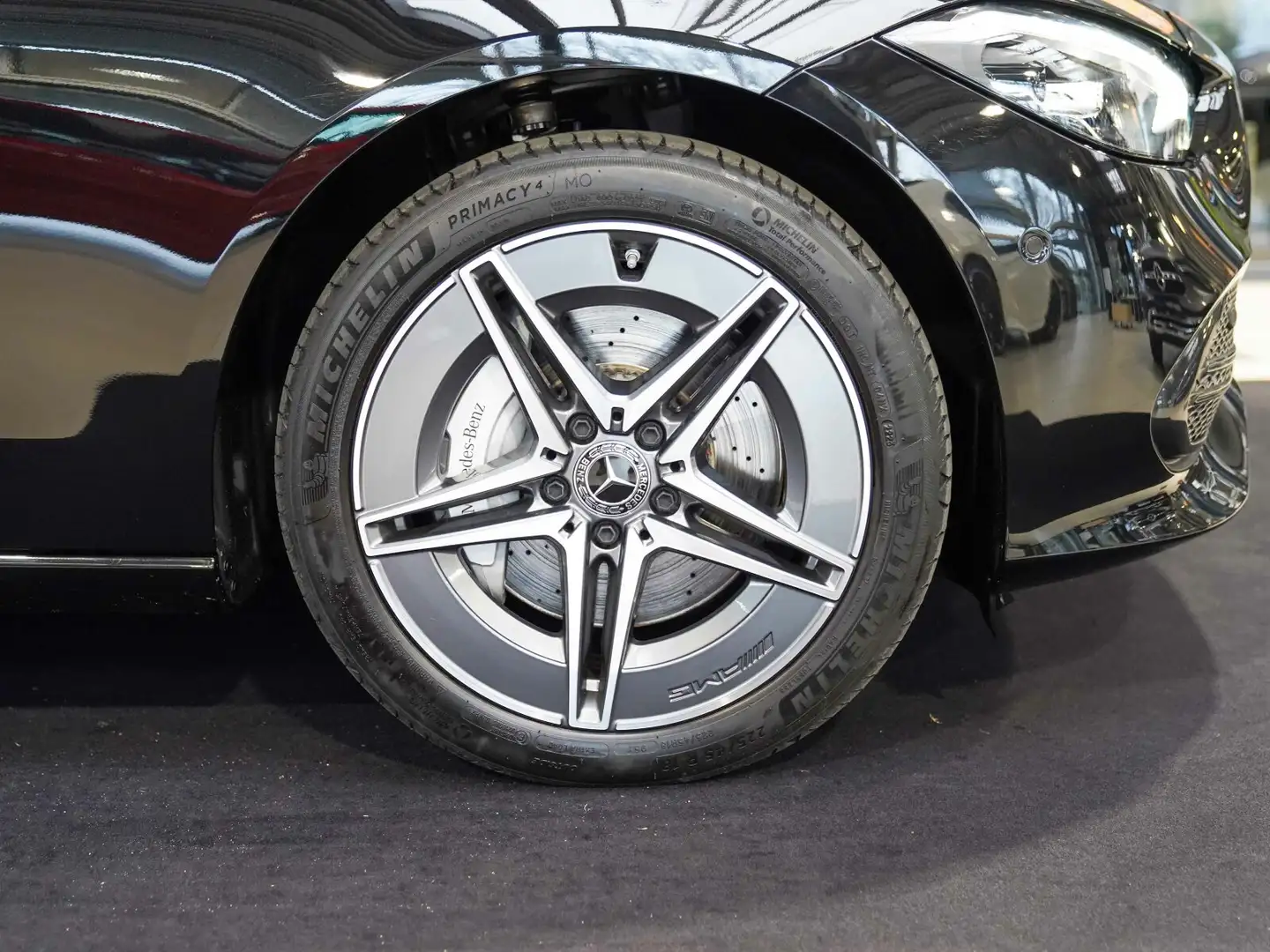 Mercedes-Benz C 300 C 300 e T AVANTGARDE AMG Räder Fahrassistenz AHK Black - 2