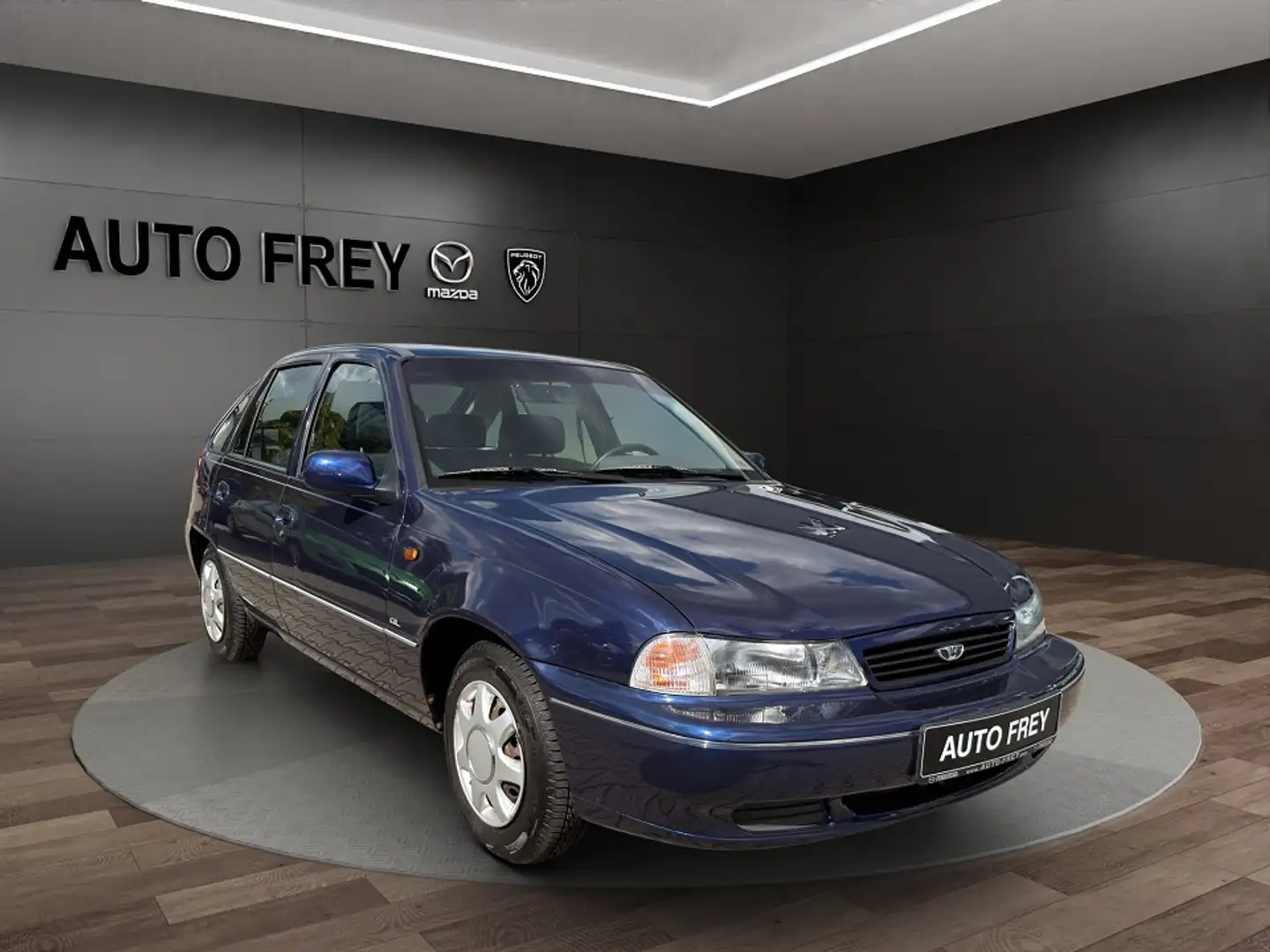 Daewoo Nexia GL 1. HAND Blau - 1