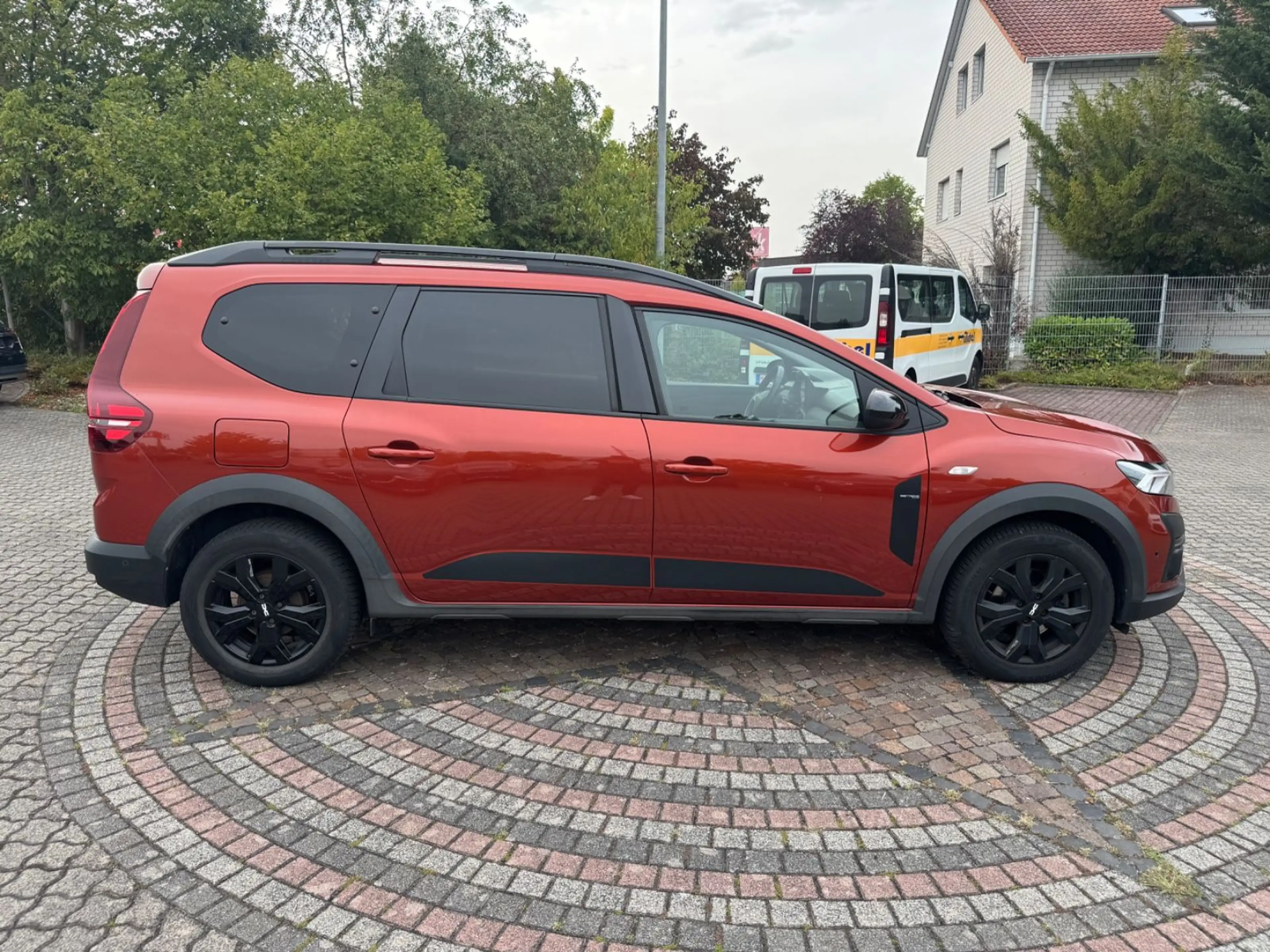 Dacia Jogger Extreme+Navi,LED,Kamera,Totwinkel,SHZ,PDC — photo 4