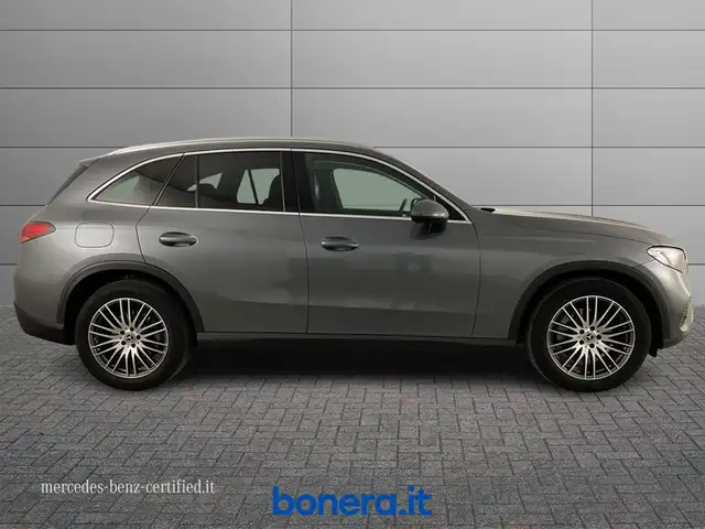 Mercedes-Benz GLC view 6