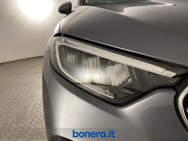 Mercedes-Benz GLC view 8