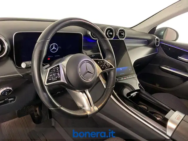 Mercedes-Benz GLC view 12