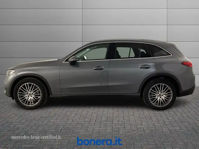 Mercedes-Benz GLC view 7