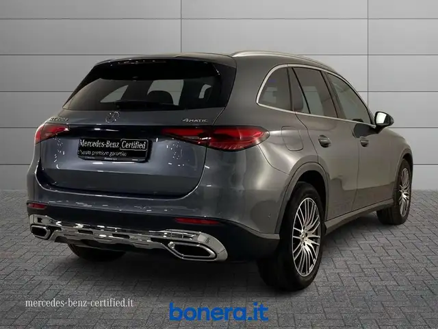 Mercedes-Benz GLC view 3