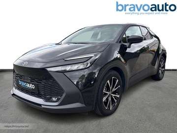 140hp HEV Dynamic Plus | carplay | camera