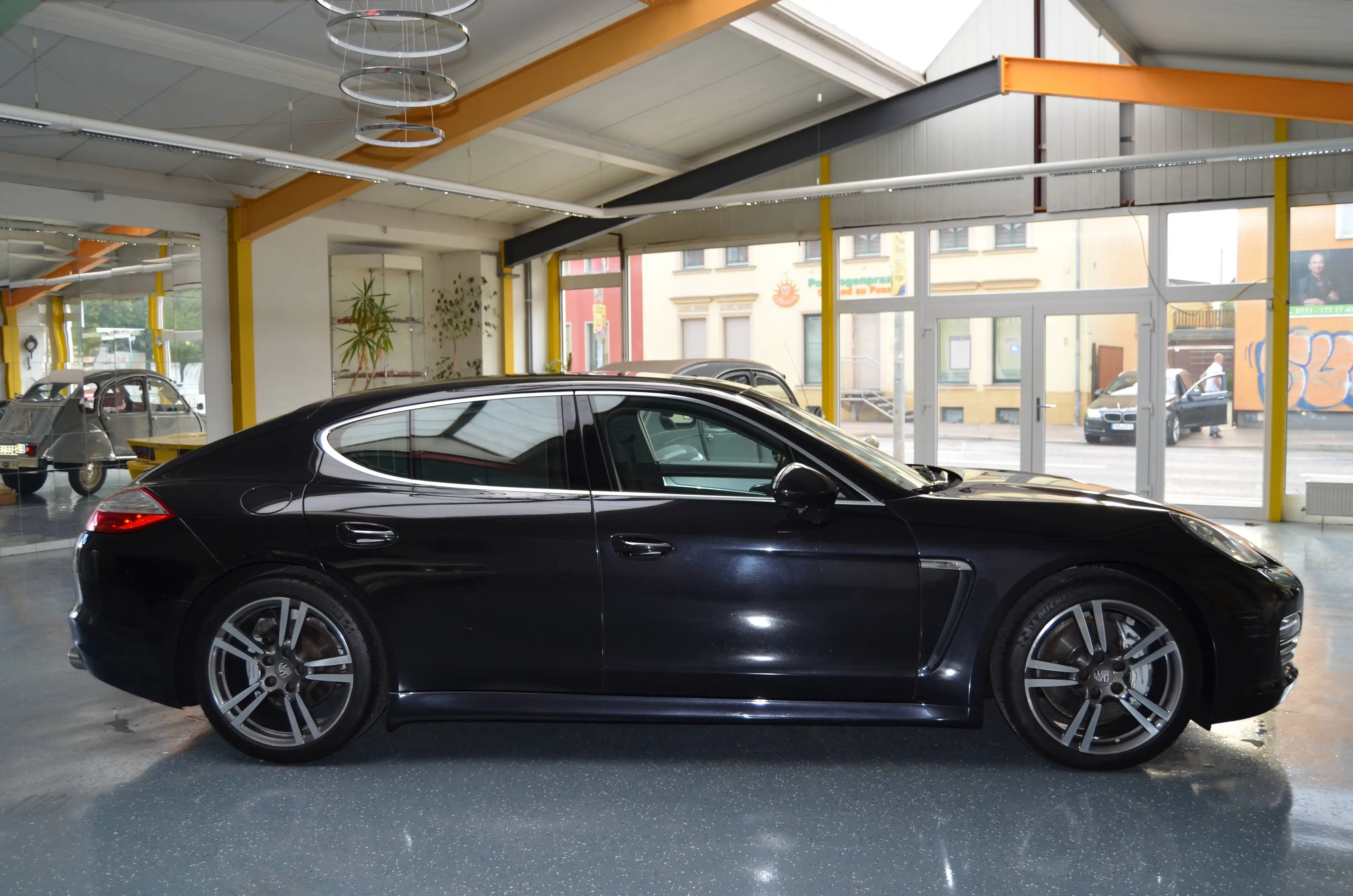 Porsche Panamera 4 S 1.Hand nach PZ Front Entertainment deutsch — photo 4
