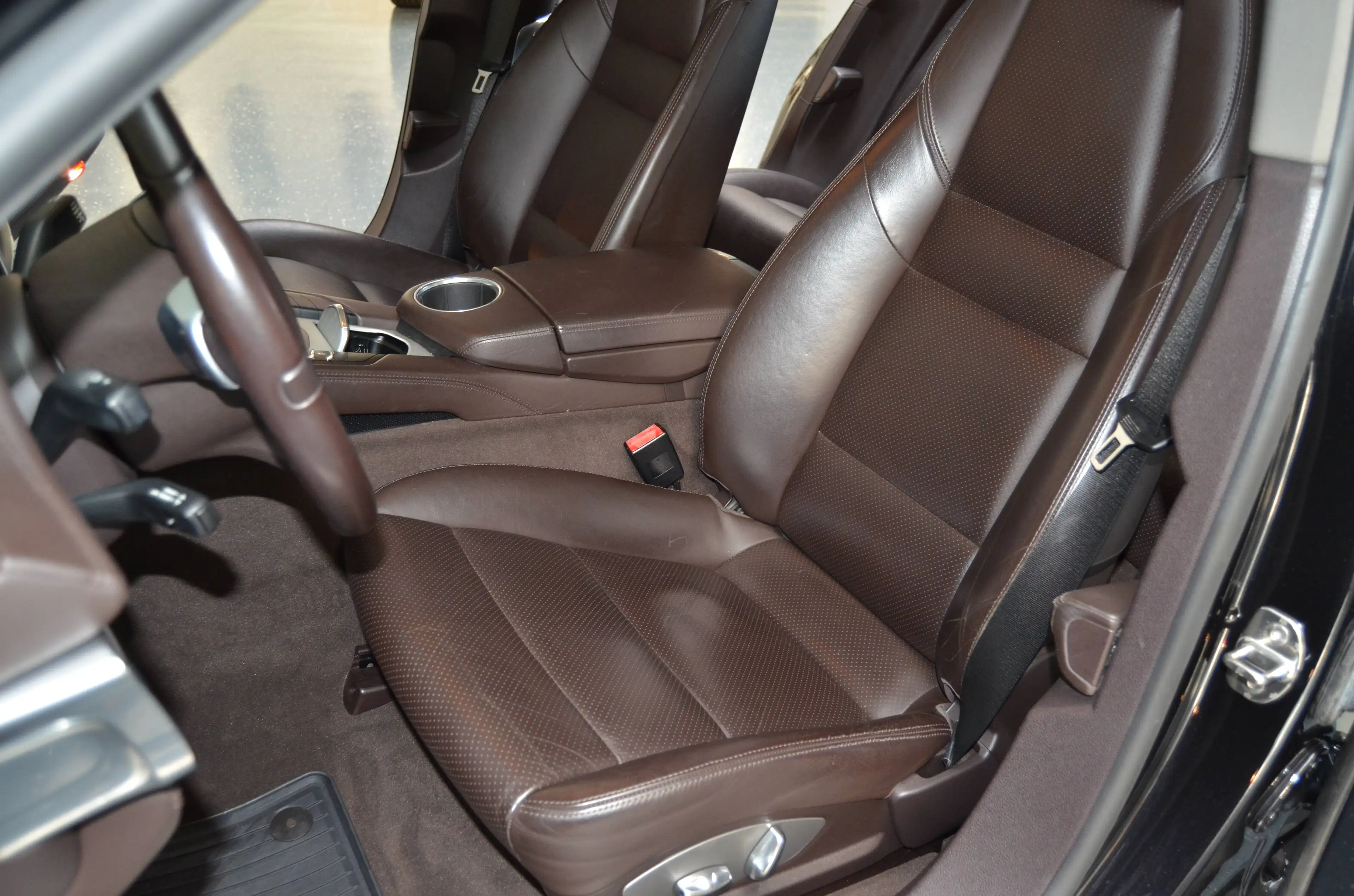 Porsche Panamera 4 S 1.Hand nach PZ Front Entertainment deutsch — photo 12