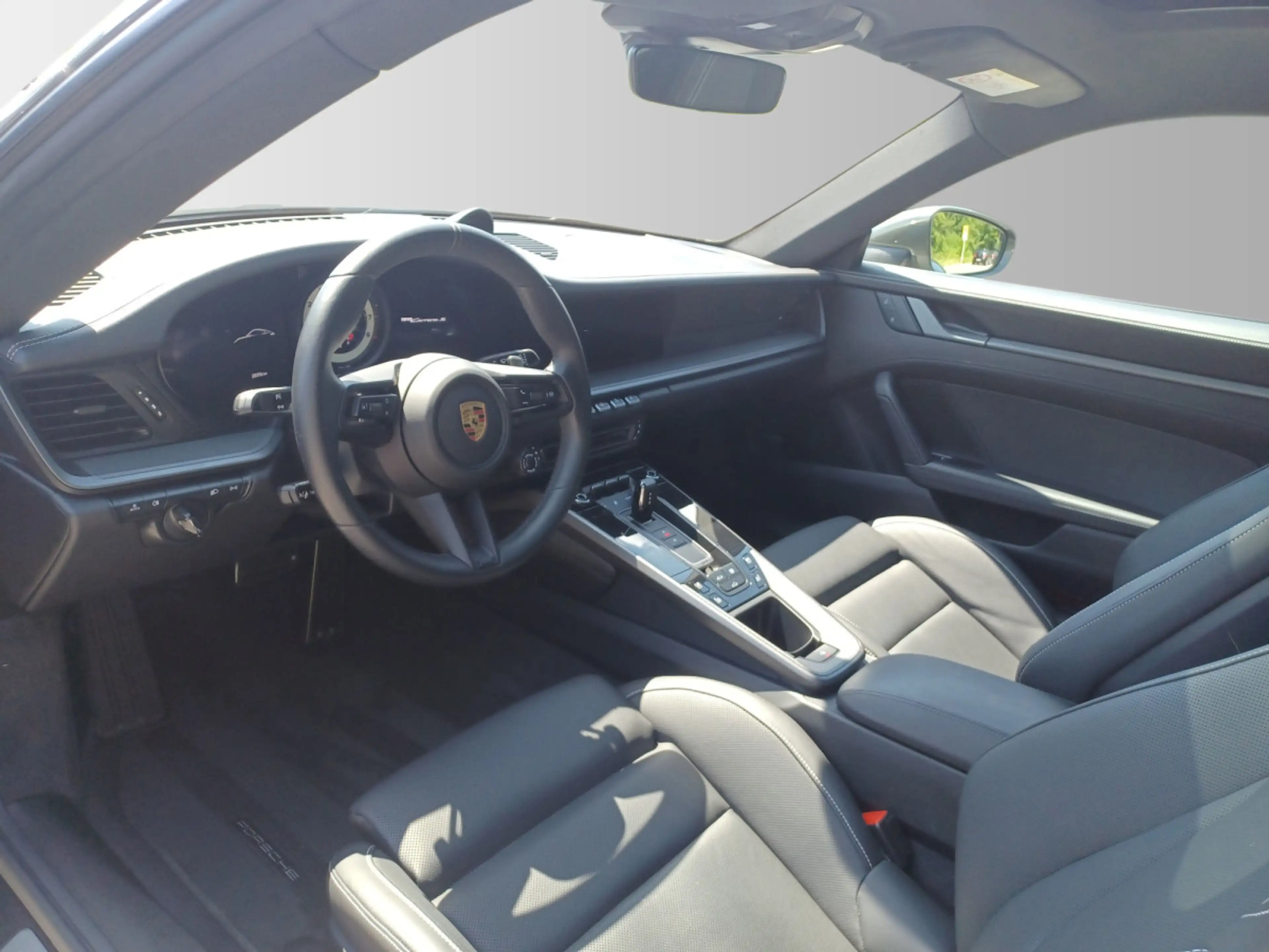 Porsche 911 Carrera S — photo 10