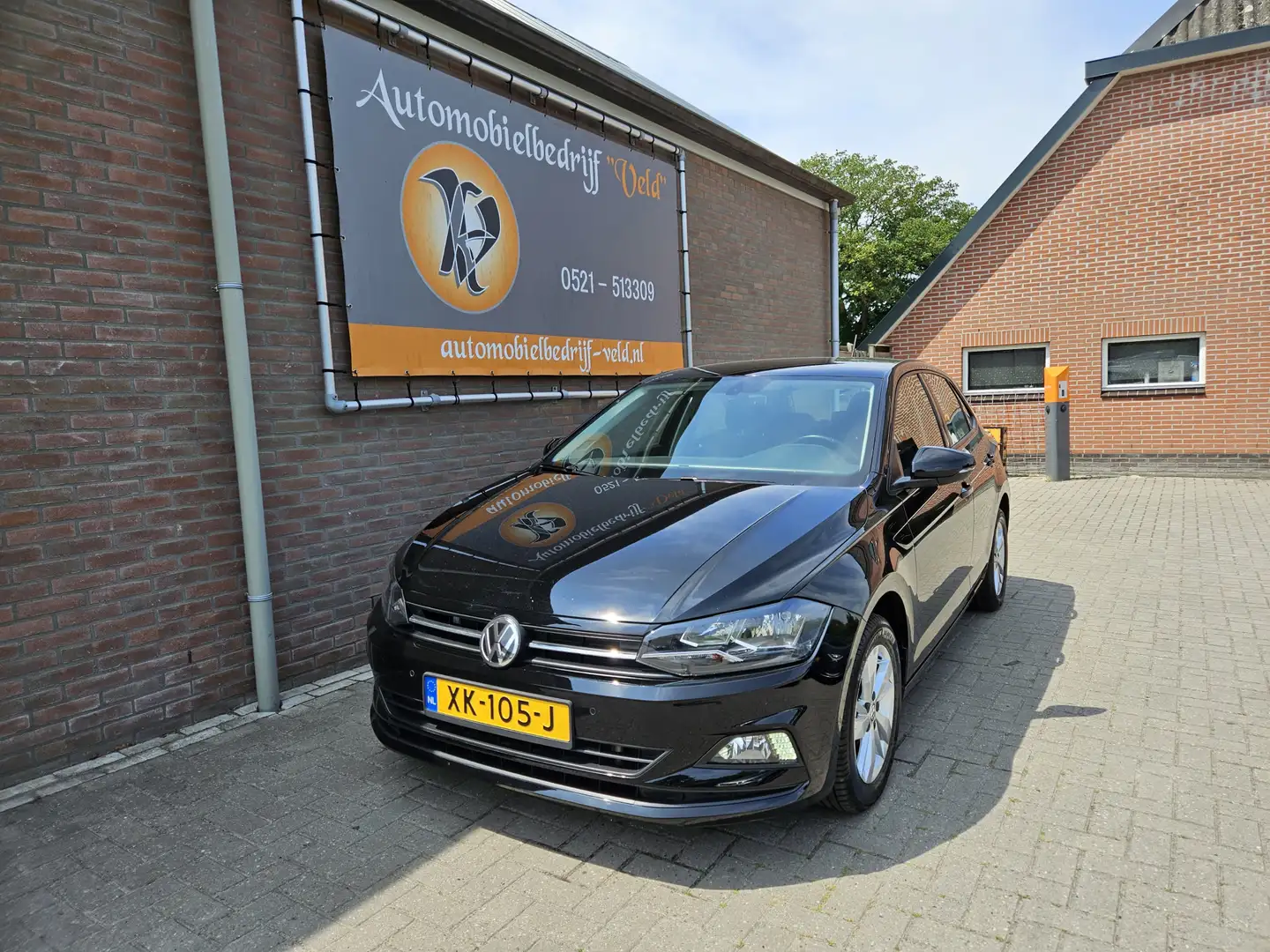 Volkswagen Polo 1.0 TSI Comfortline Zwart - 1