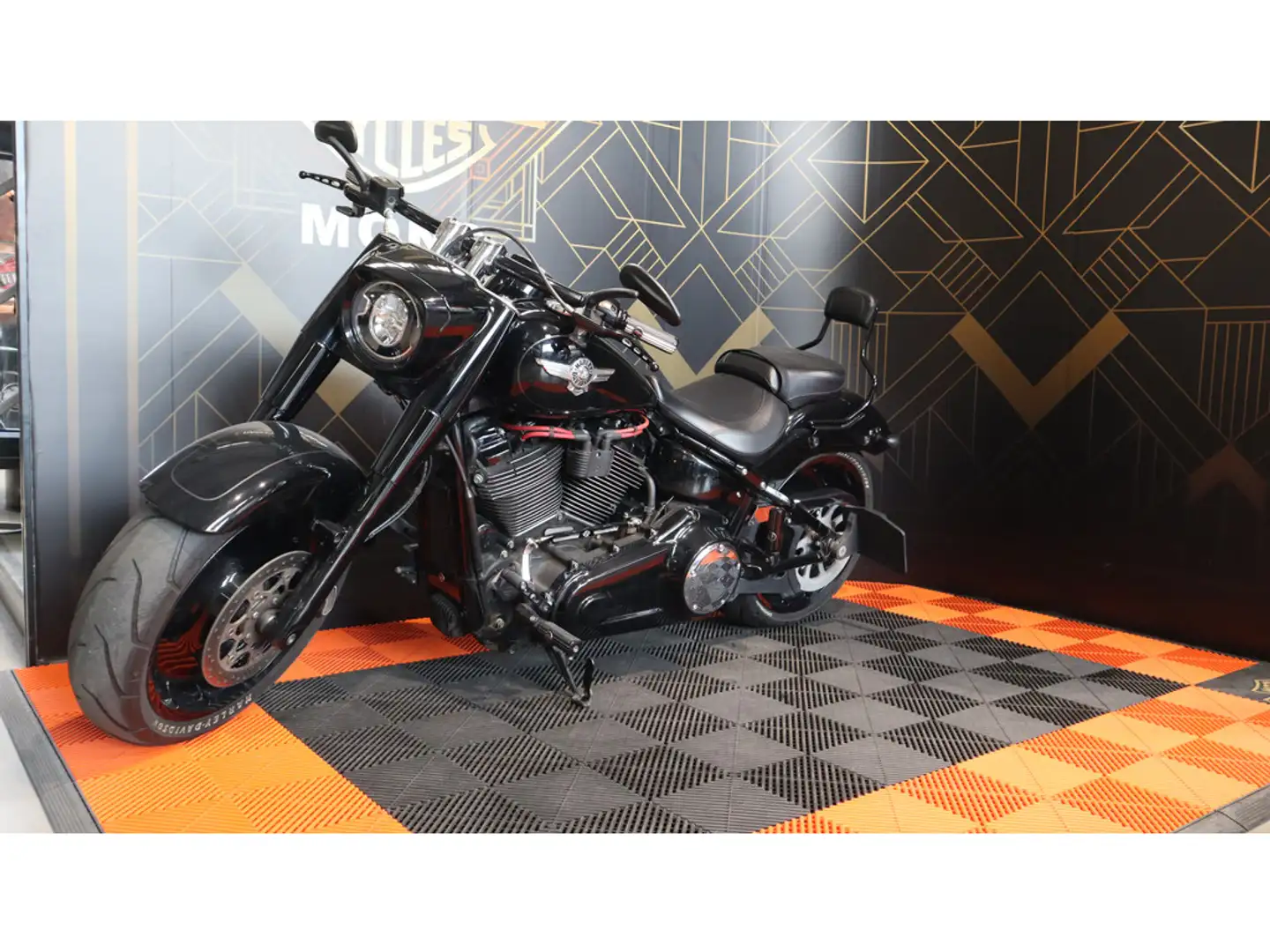 Harley-Davidson Fat Boy Chopper 114 Noir - 1