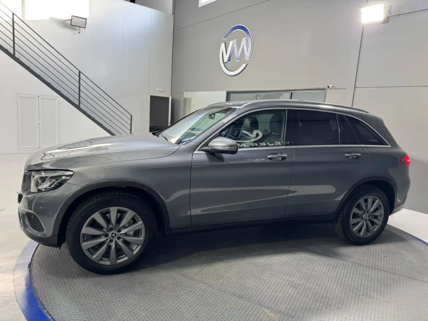 Mercedes-Benz GLC 220 220d 4Matic Aut. Gris - 2