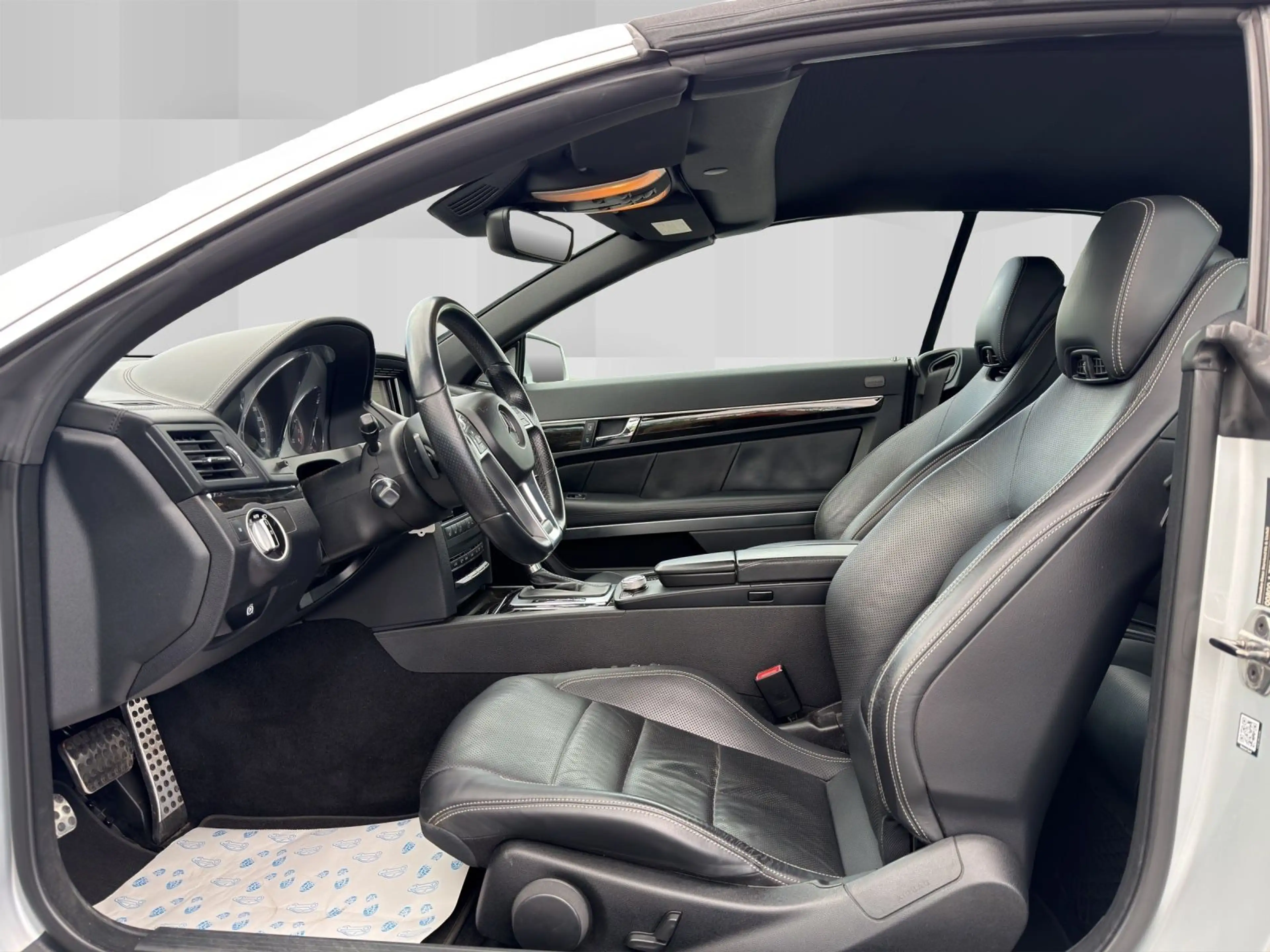 Mercedes-Benz E 350 CGI BE Cabrio AMG Sport-Paket Nappa Sitzk. — photo 9