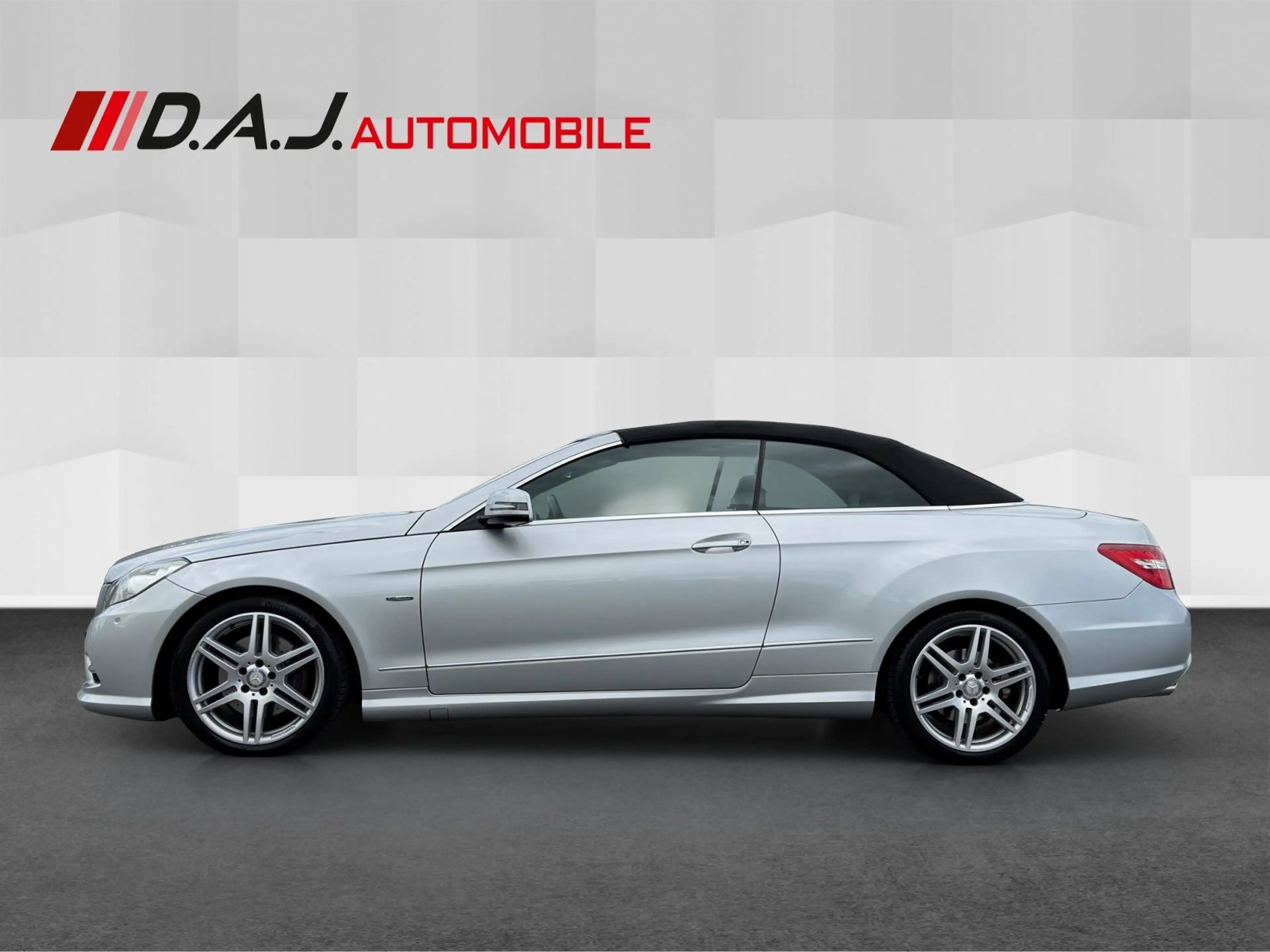 Mercedes-Benz E 350 CGI BE Cabrio AMG Sport-Paket Nappa Sitzk. — photo 2