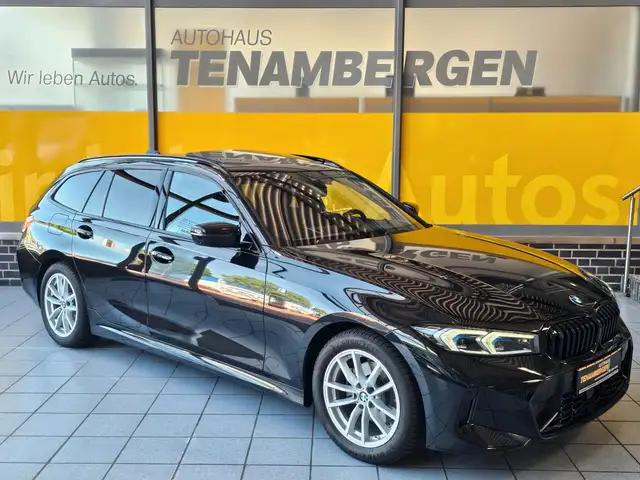 Bmw 320 i Touring M Sport HuD Panorama LED ACC AHK