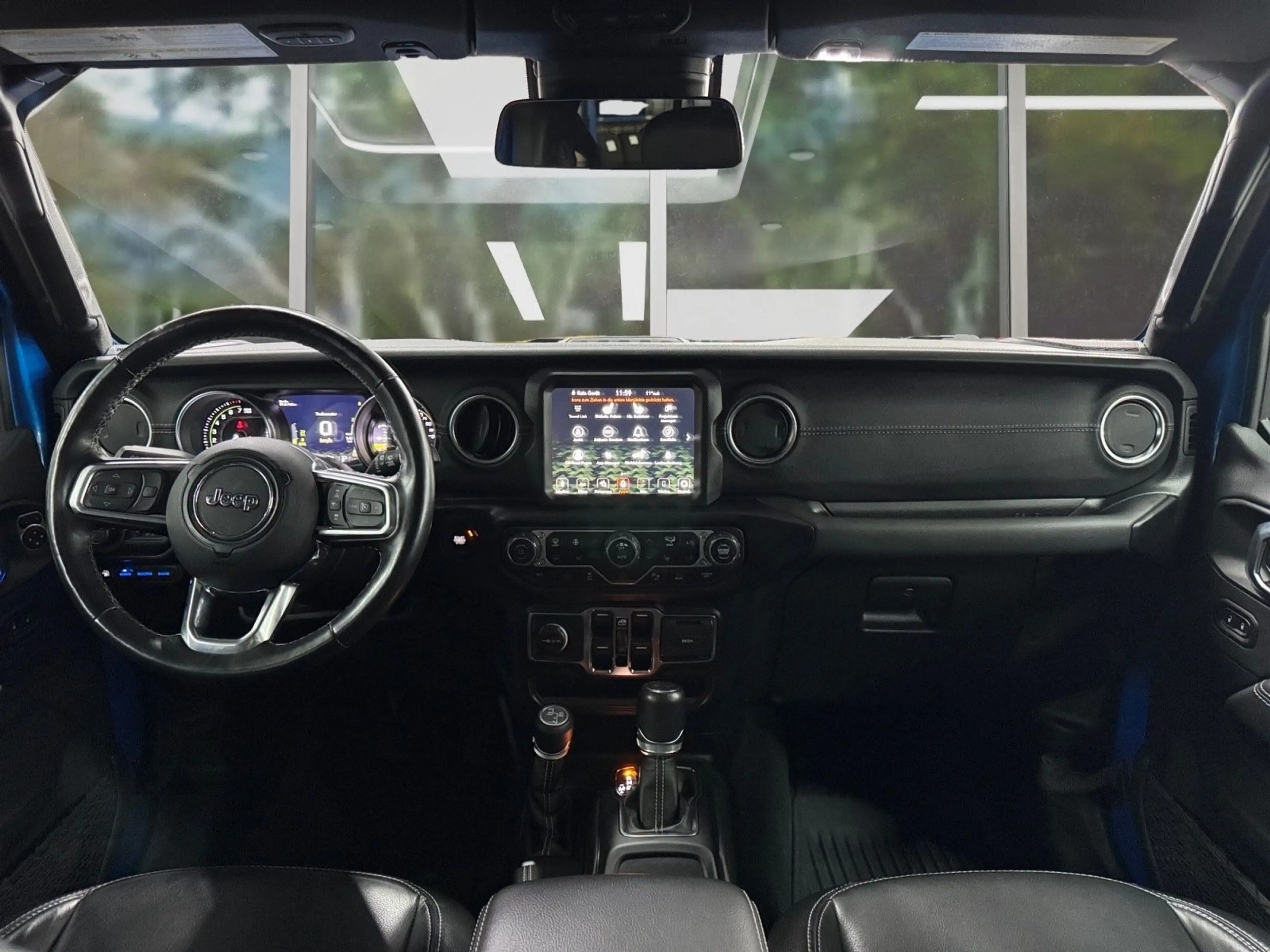 Jeep Wrangler Unlimited Plug-In Hybrid Sahara 2.Hand — photo 9