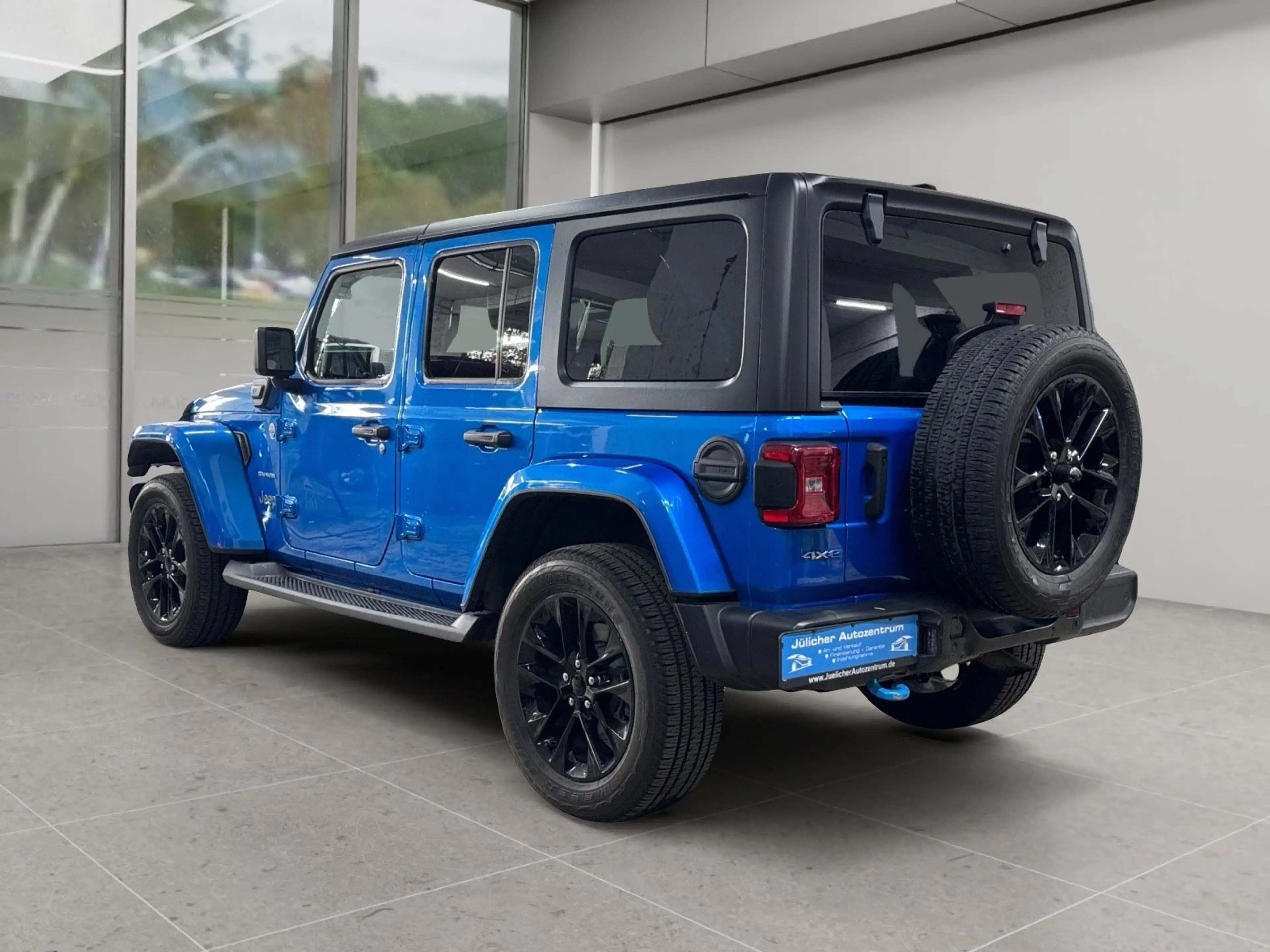 Jeep Wrangler Unlimited Plug-In Hybrid Sahara 2.Hand — photo 6