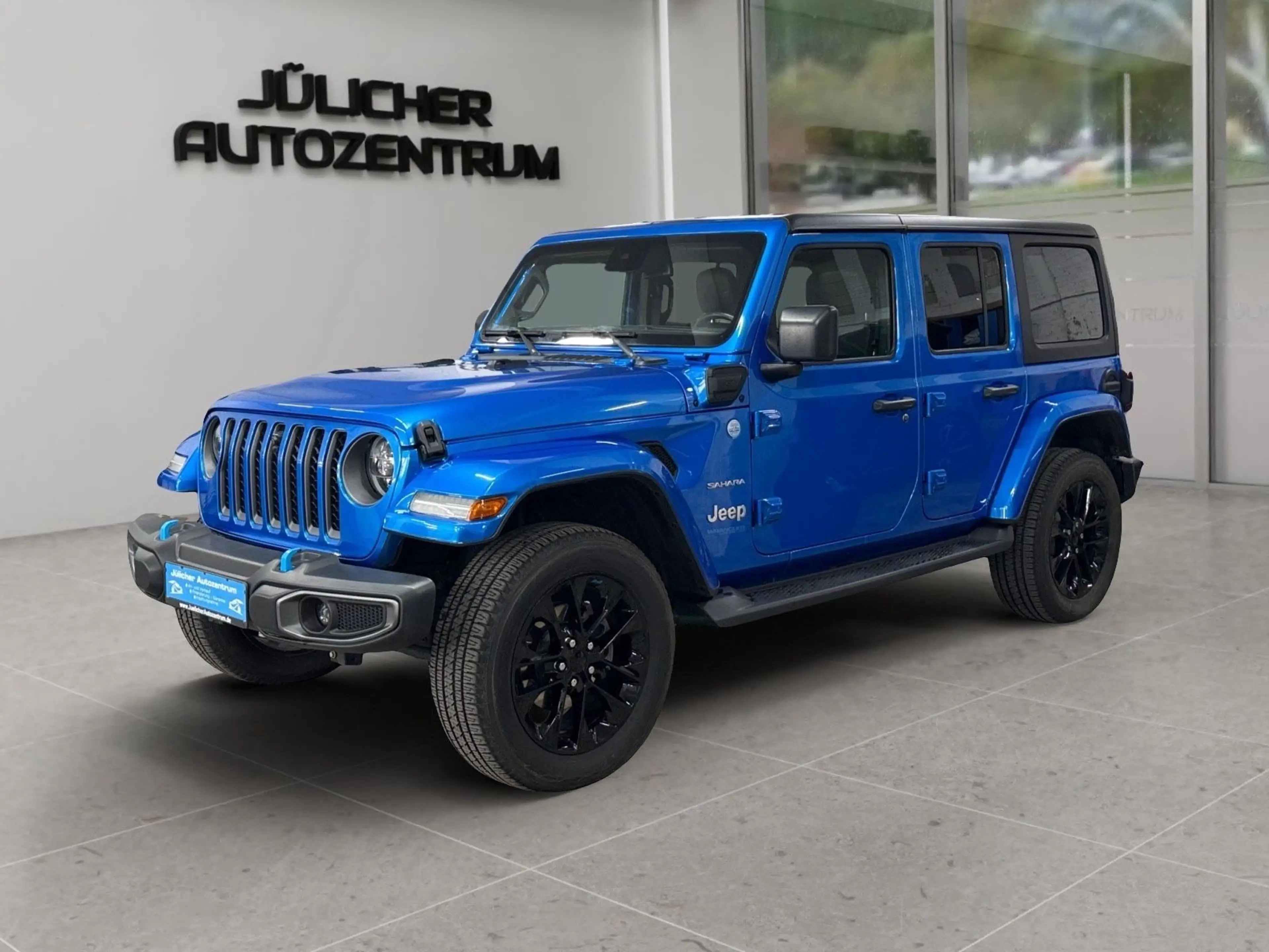 Jeep Wrangler Unlimited Plug-In Hybrid Sahara 2.Hand — photo 4