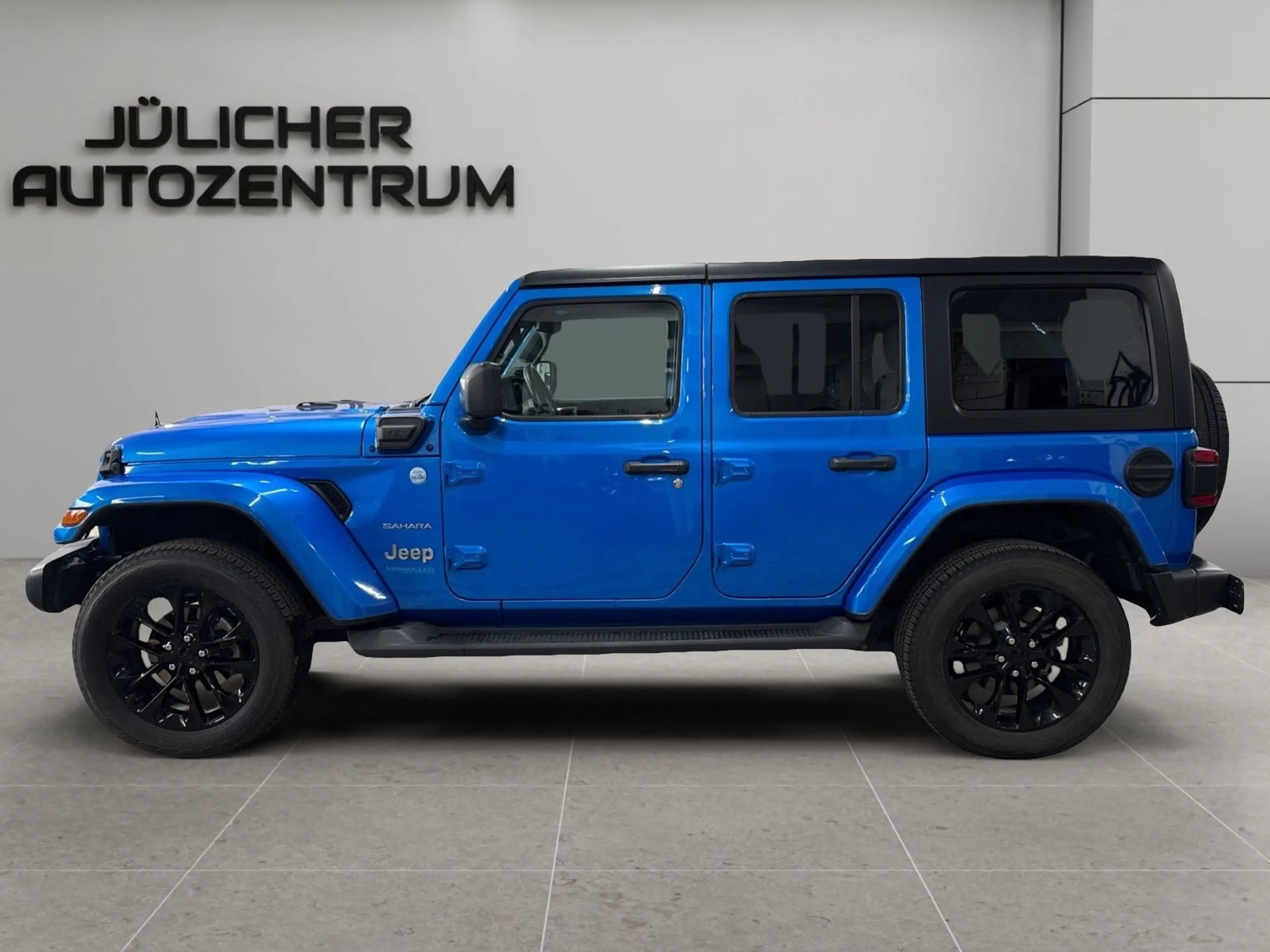 Jeep Wrangler Unlimited Plug-In Hybrid Sahara 2.Hand — photo 5
